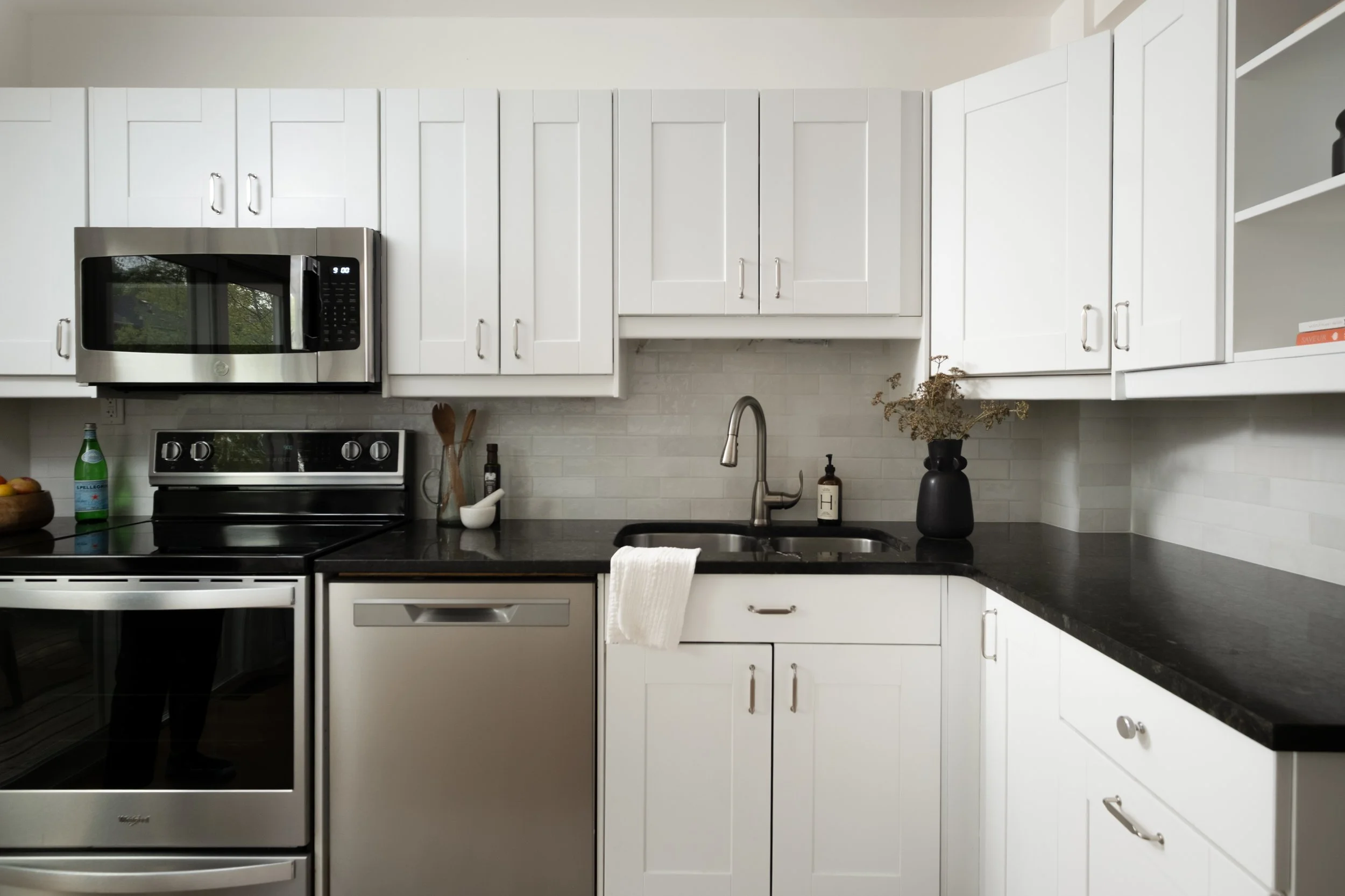 79 Newmarket Ave-17.jpg