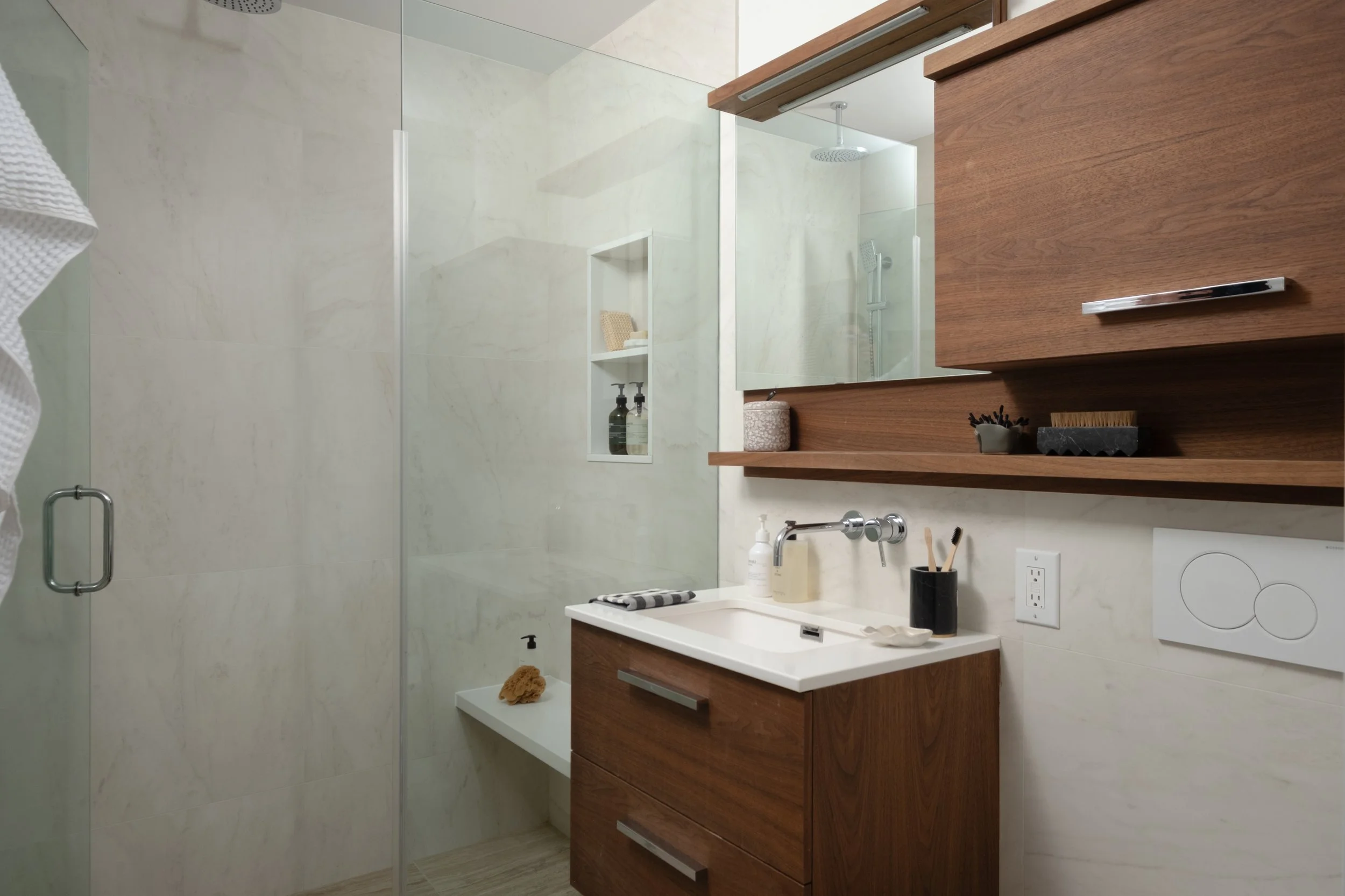 204 Bain Ave (47 of 70).jpg