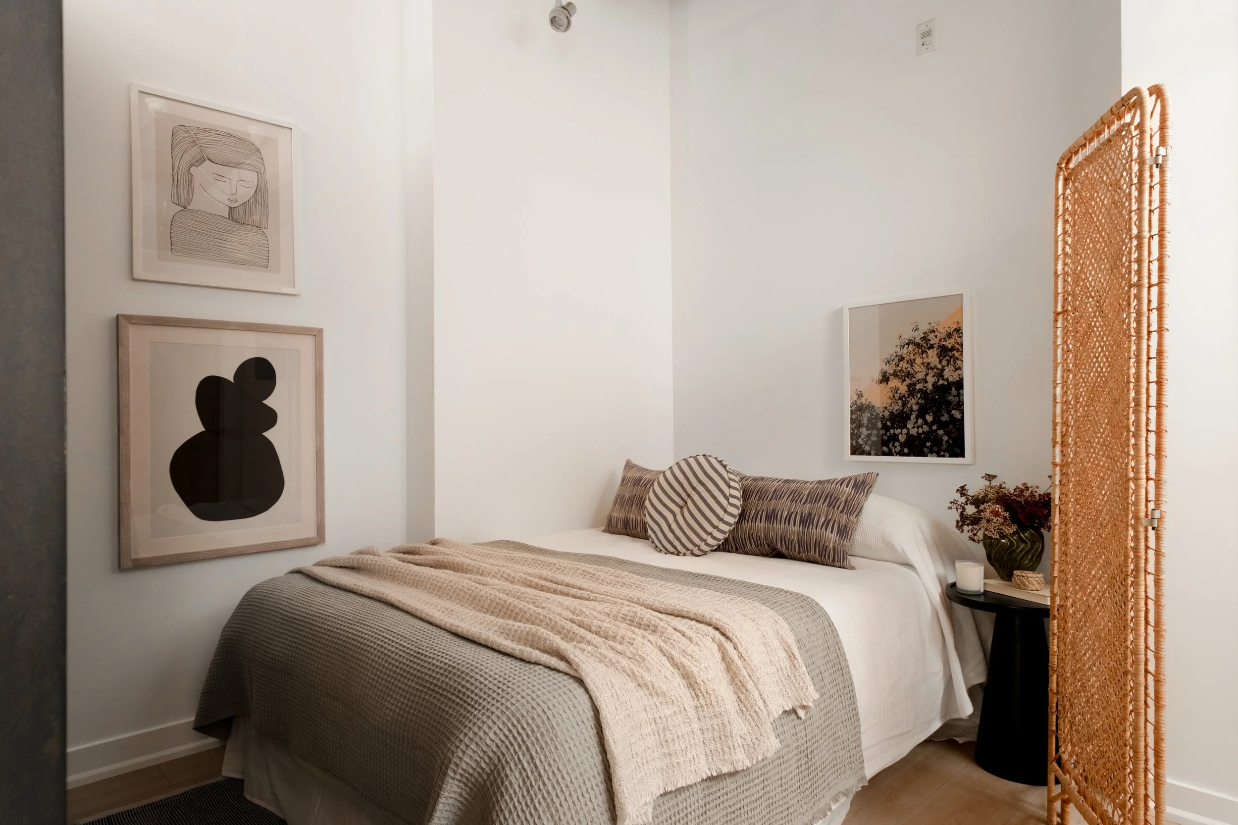 321-955 Queen St W (18 of 26).jpg