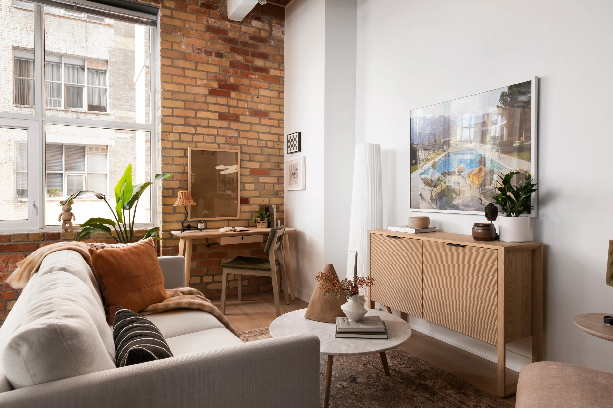 321-955 Queen St W (1 of 26).jpg