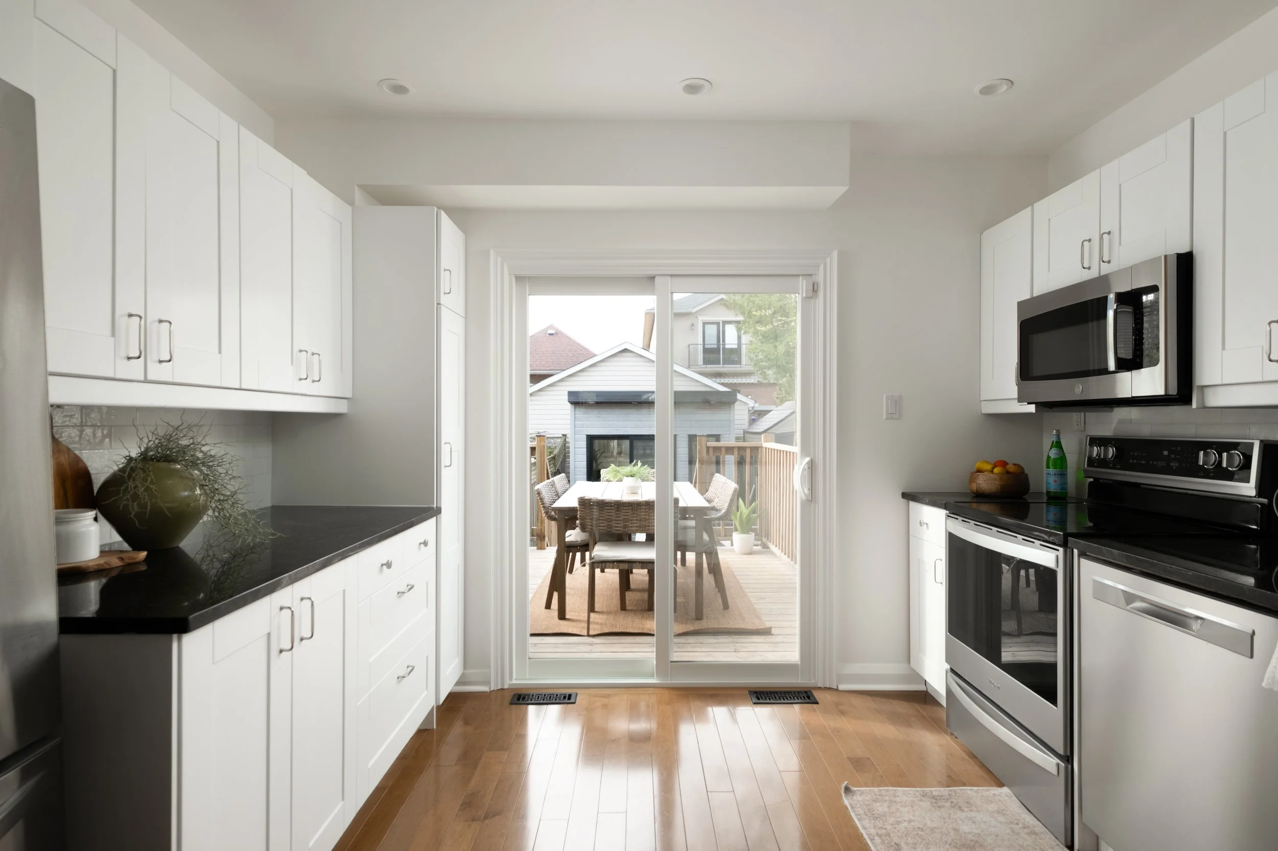 79 Newmarket Ave-16.jpg