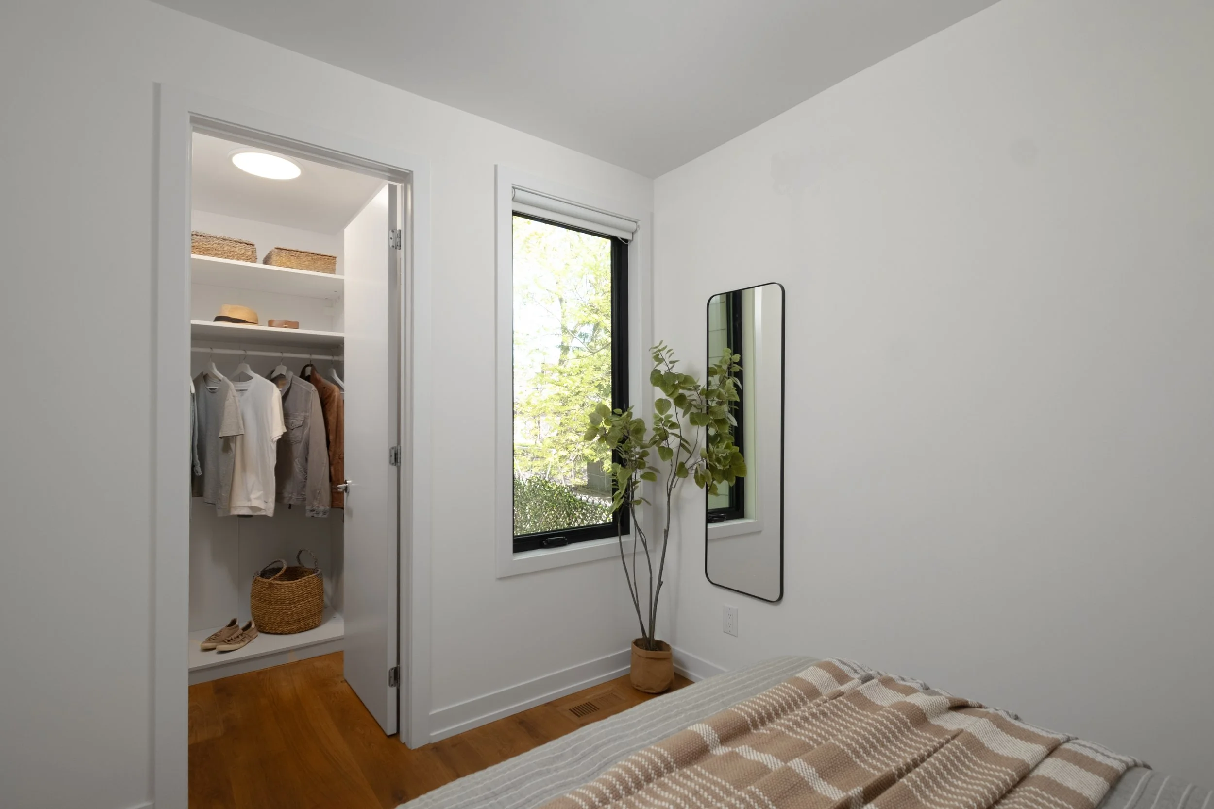 204 Bain Ave (46 of 70).jpg