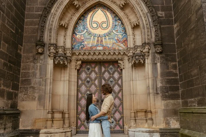 Vyšehrad couple photoshoot-10.jpg