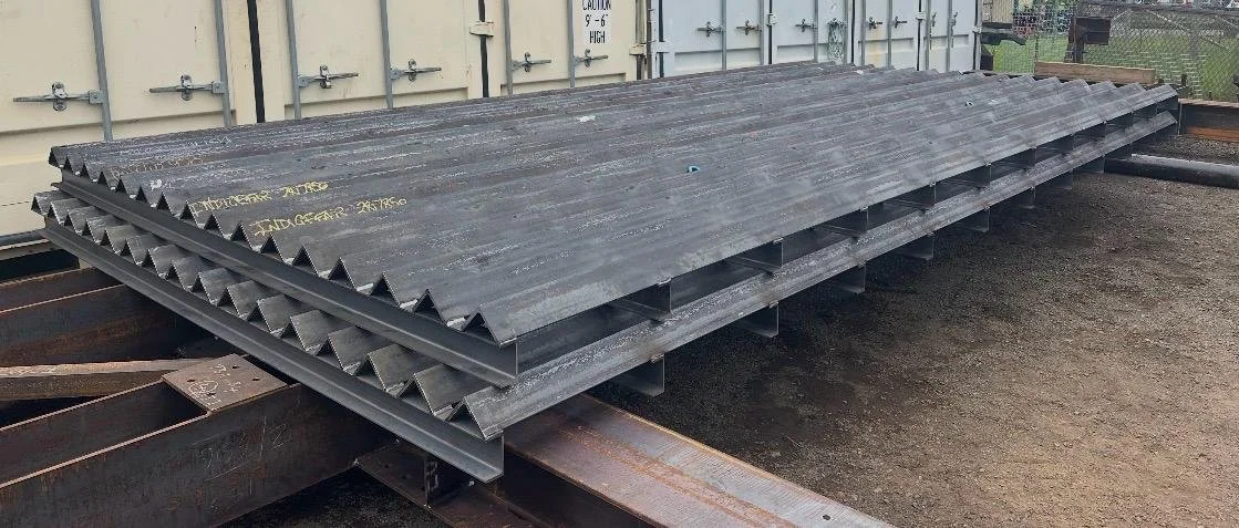 Heavy-duty steel rumble grid 4000mm x 2000mm for construction site exits