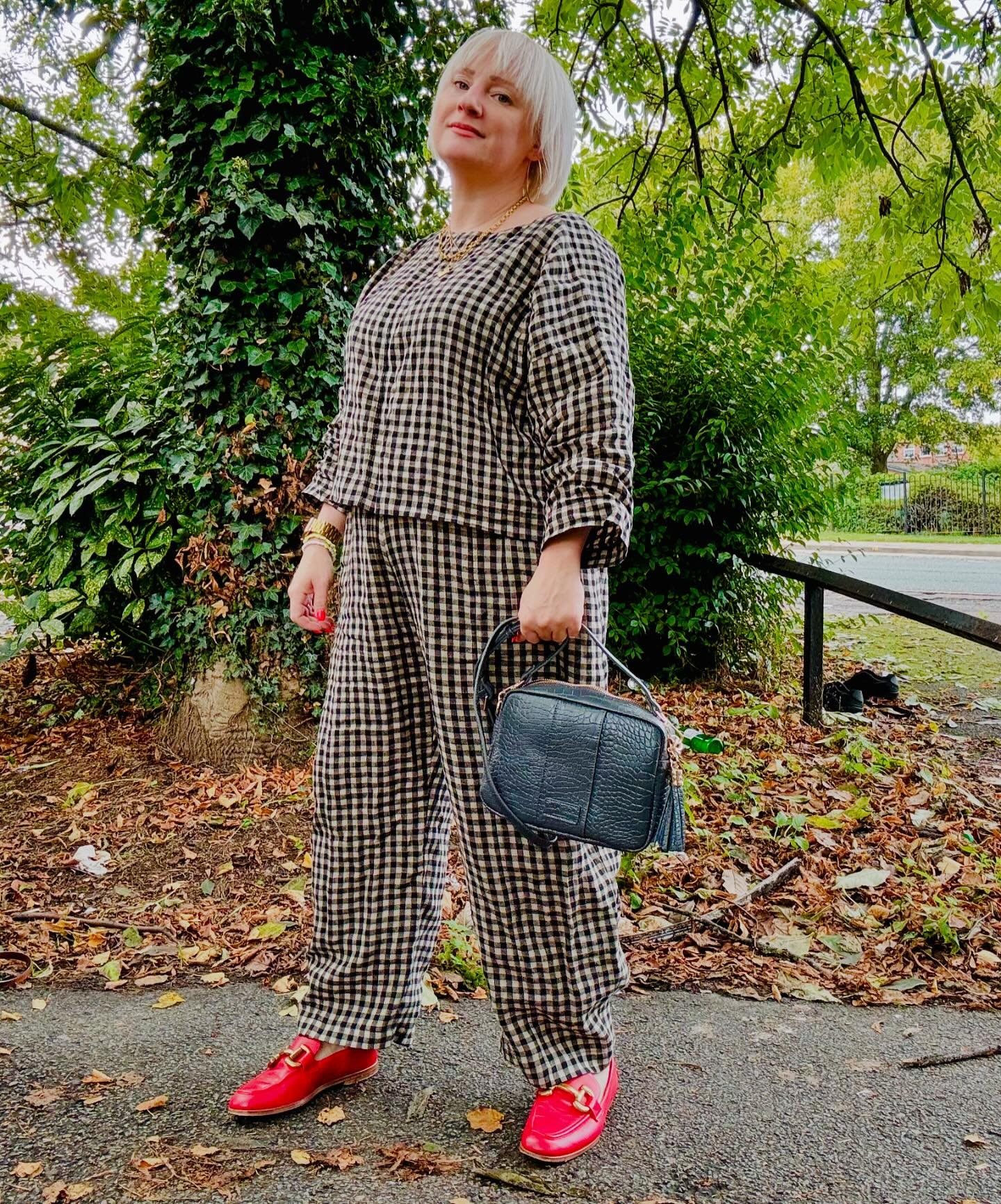 AD | thanks to @pompomlondon for brining me in on your bags. It is amazing how much you can fit in them without it changing shape. Heading back to work next week after the end of my maternity leave and this is gonna be a little treat for my commute ?