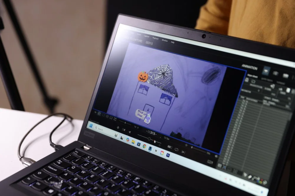 animation laptop.JPG