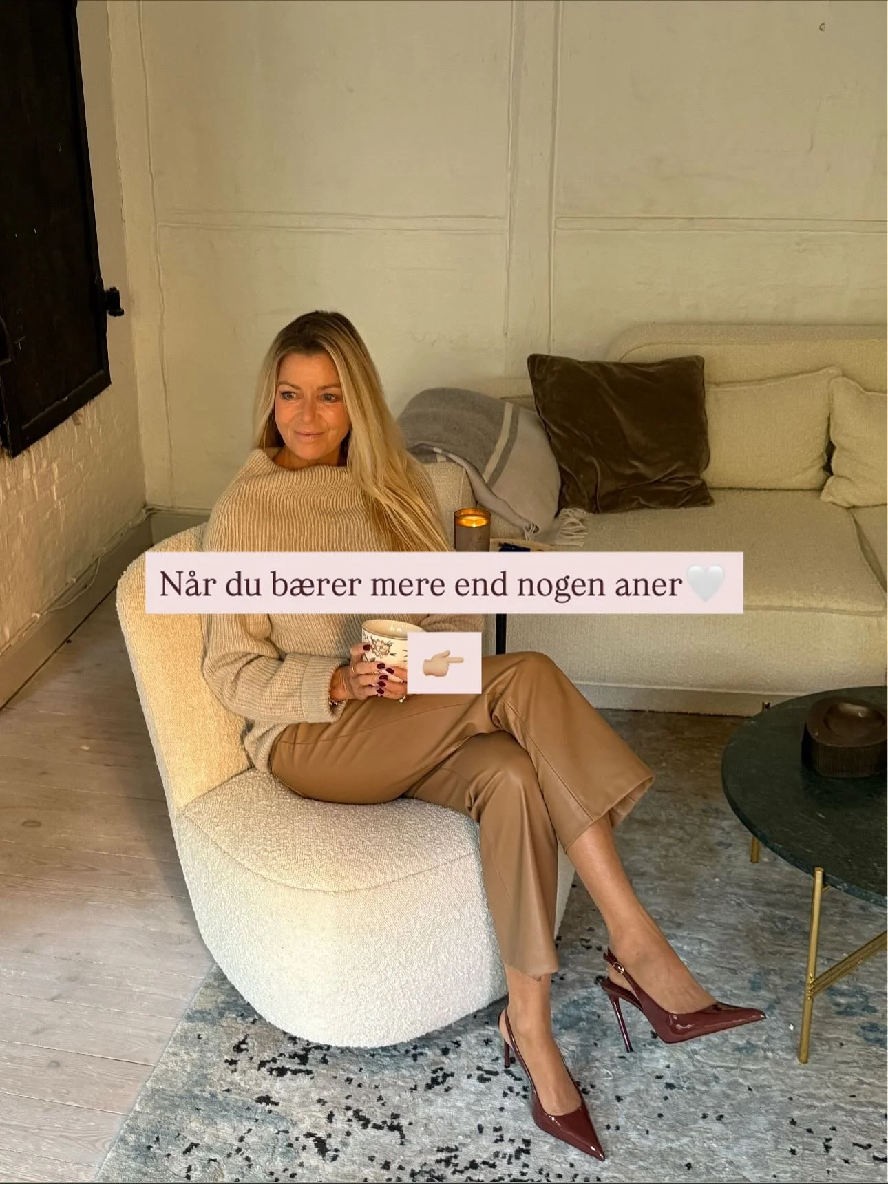 There are things in life that you don't say out loud.
Not because you don't want to, but because you can't!

You carry worries, expectations, chores, questions and doubts, and you carry them alone.
Not to hide yourself, but