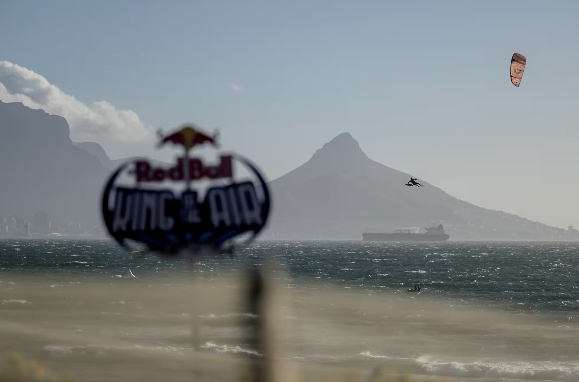 winner of king of the air 2023 Andrea Principi doing double megaloop board off