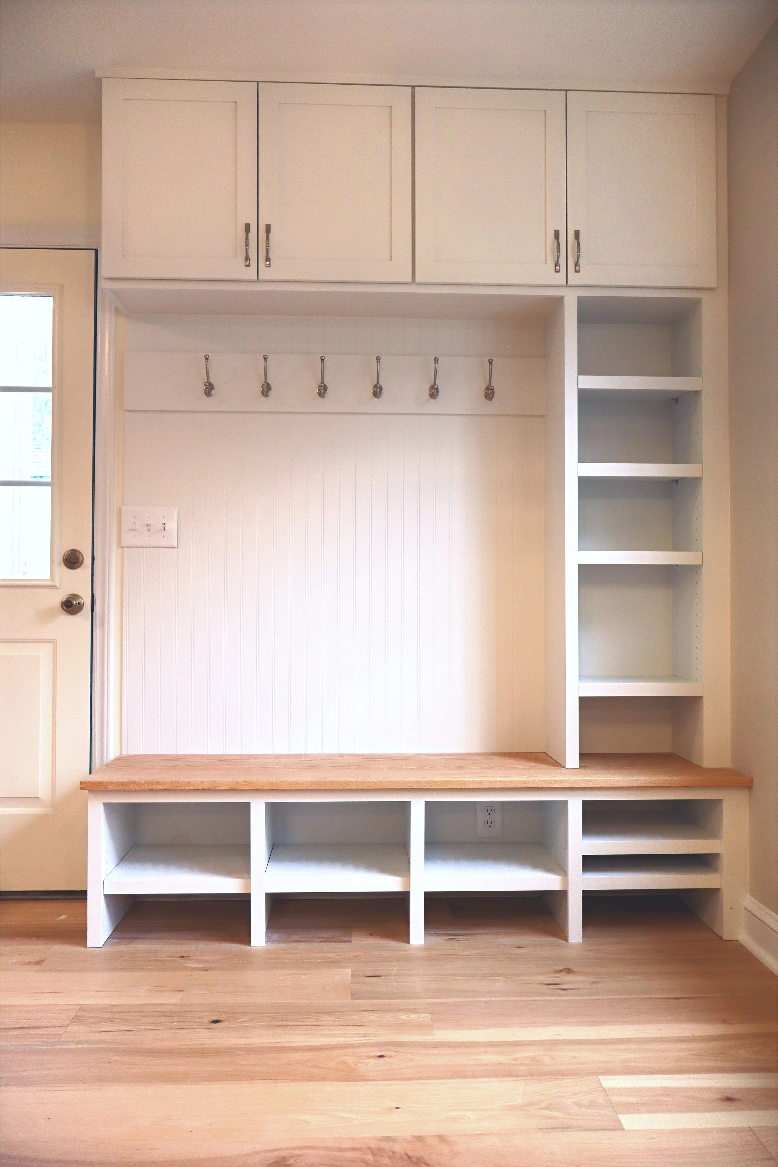 Entryway HutchIMG_0024-topaz-sharpen-lighting-color.JPG