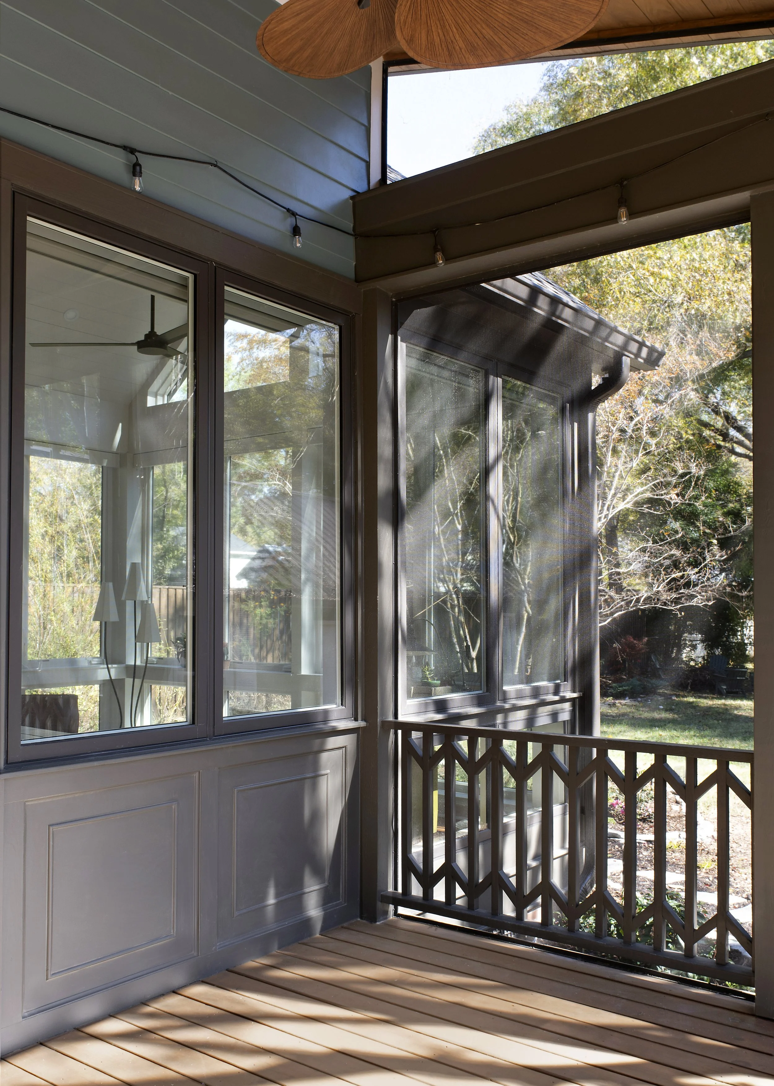 porch 2.jpg