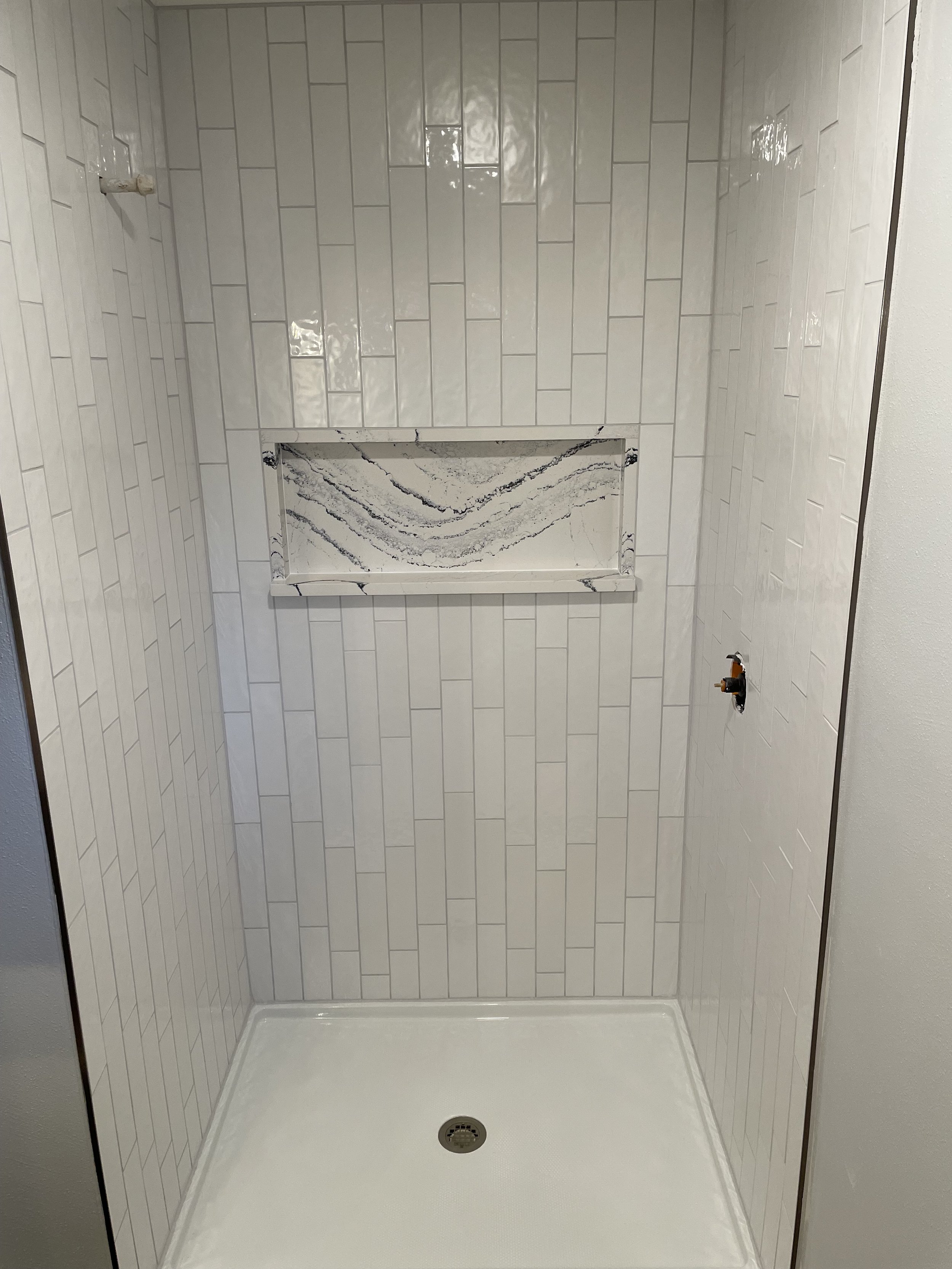 Custom Tiled Shower w/ Quartz Niche
