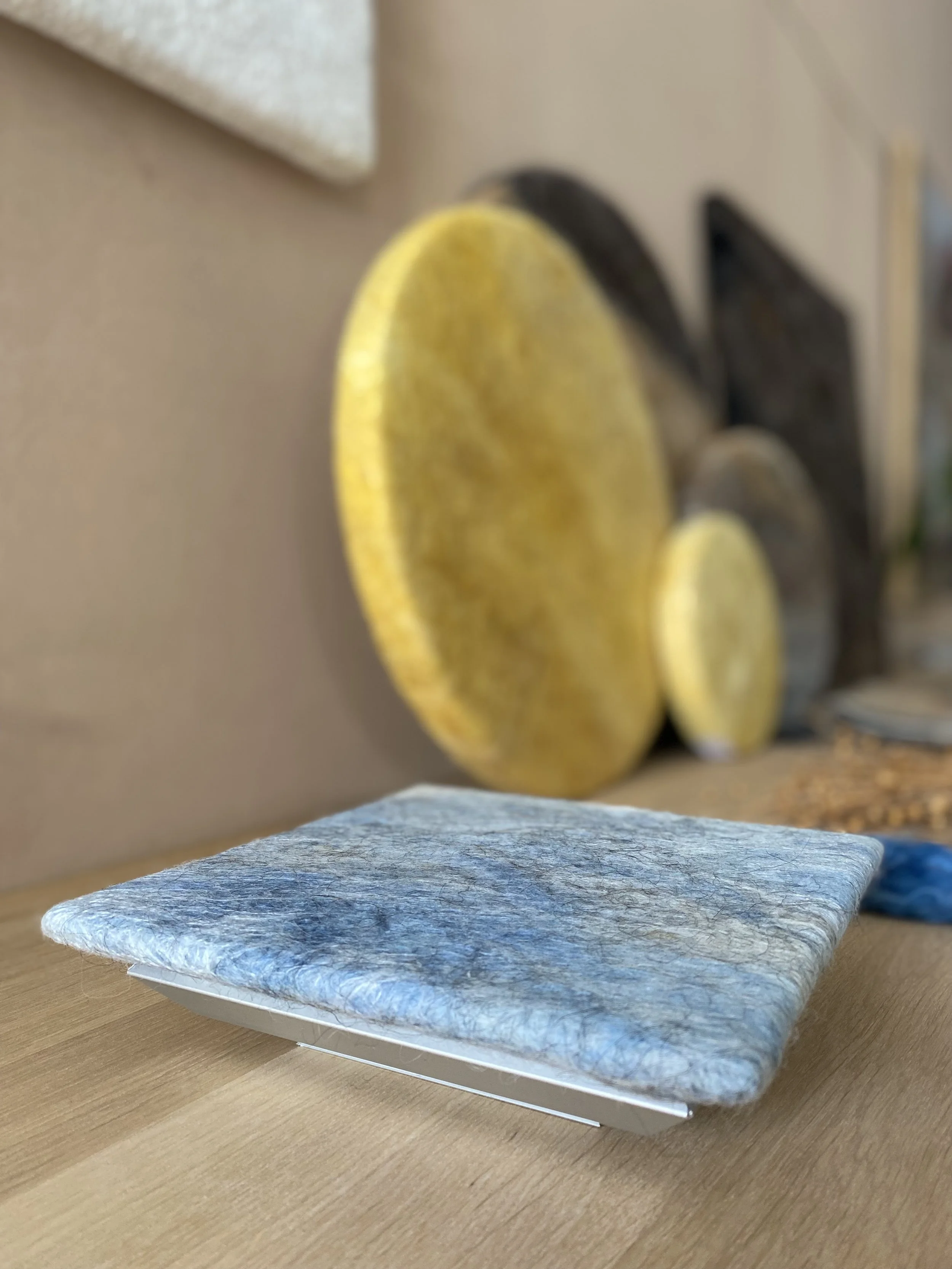 textile from flokk & fjell on aluminium frame from Kvadrat Acoustics
