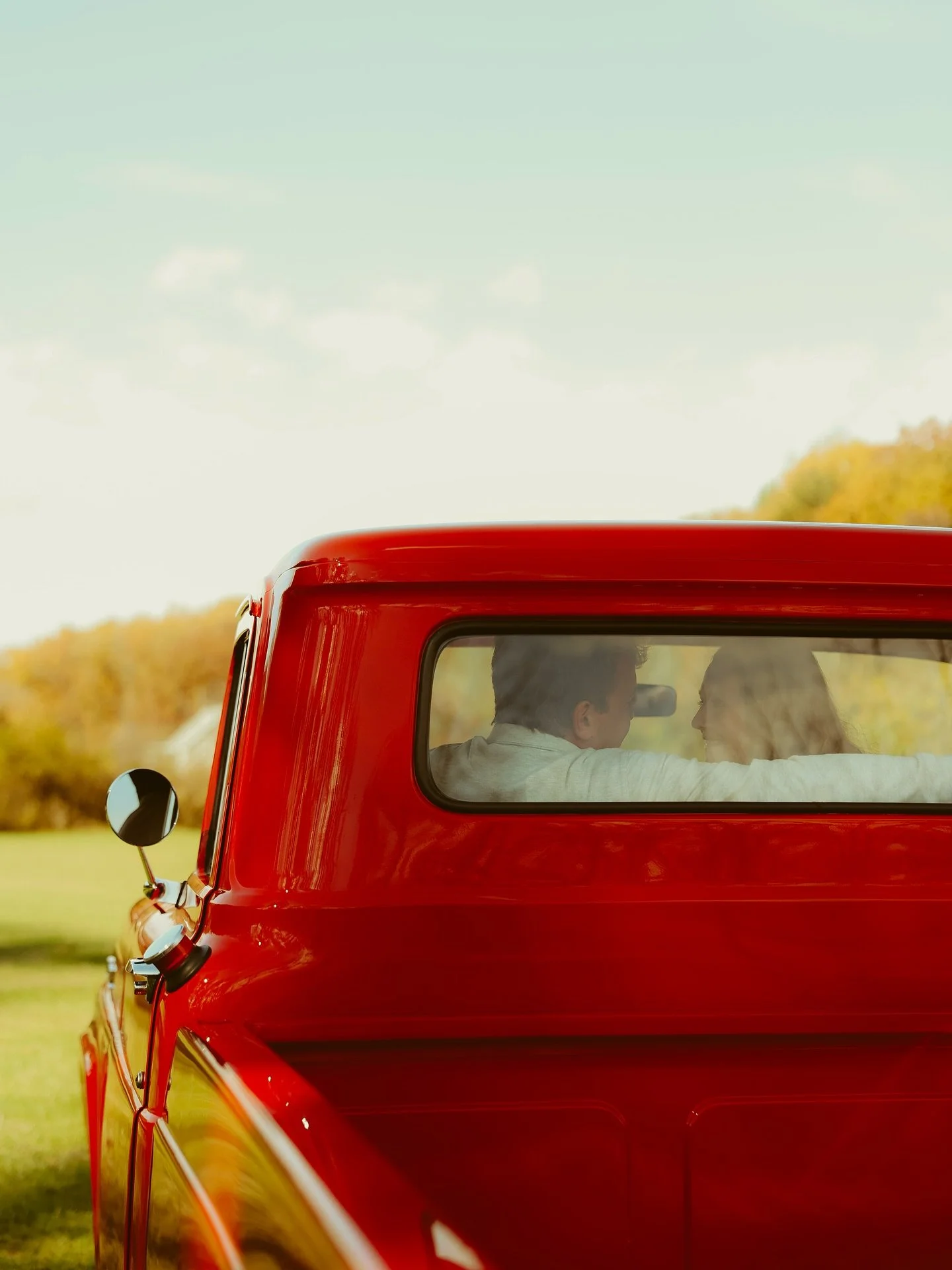 young love and a cool truck? okay sign me up.
