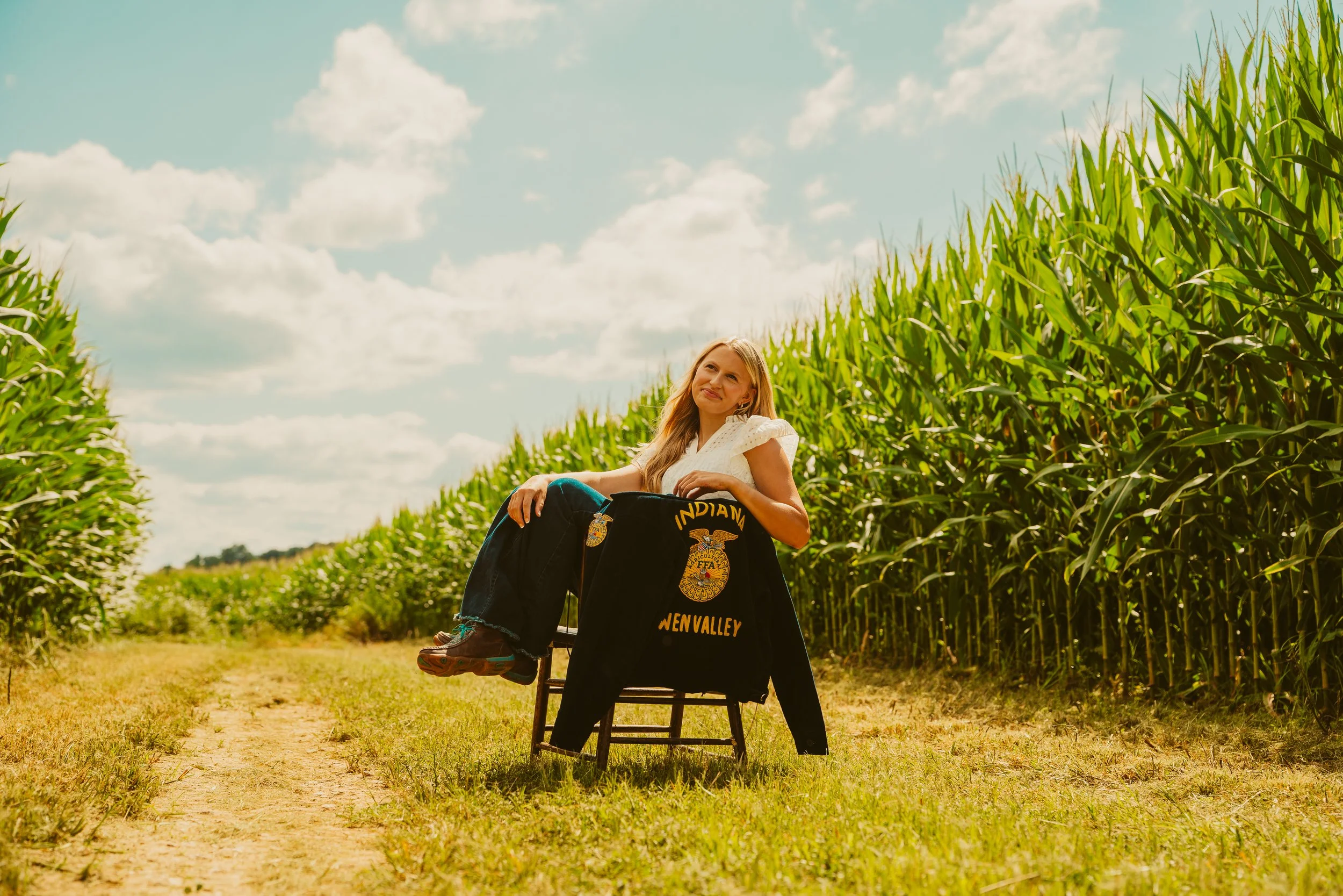sentimental senior session at home