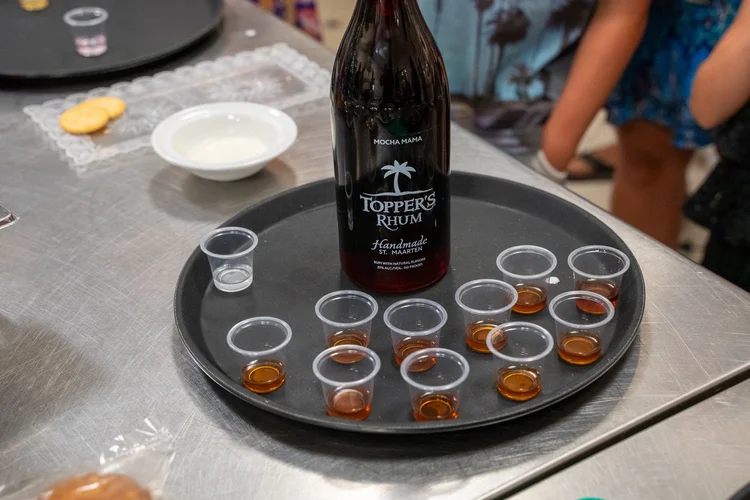 Toppers Distillary Topper's Rhum St Maarten