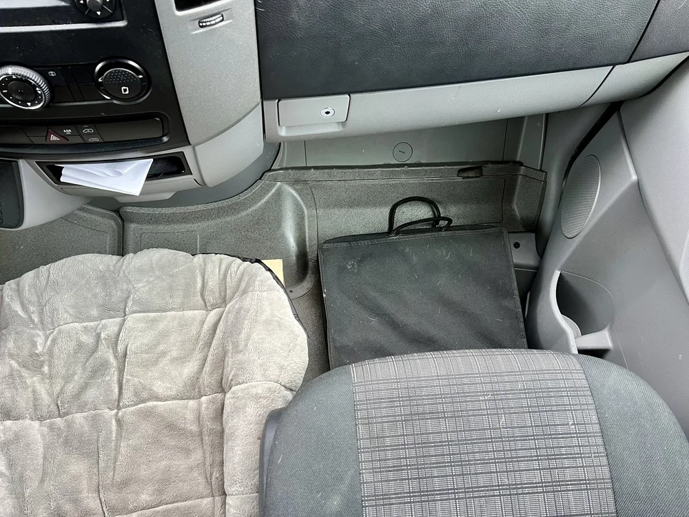  Outdoor rug in passenger foot area in van camper 