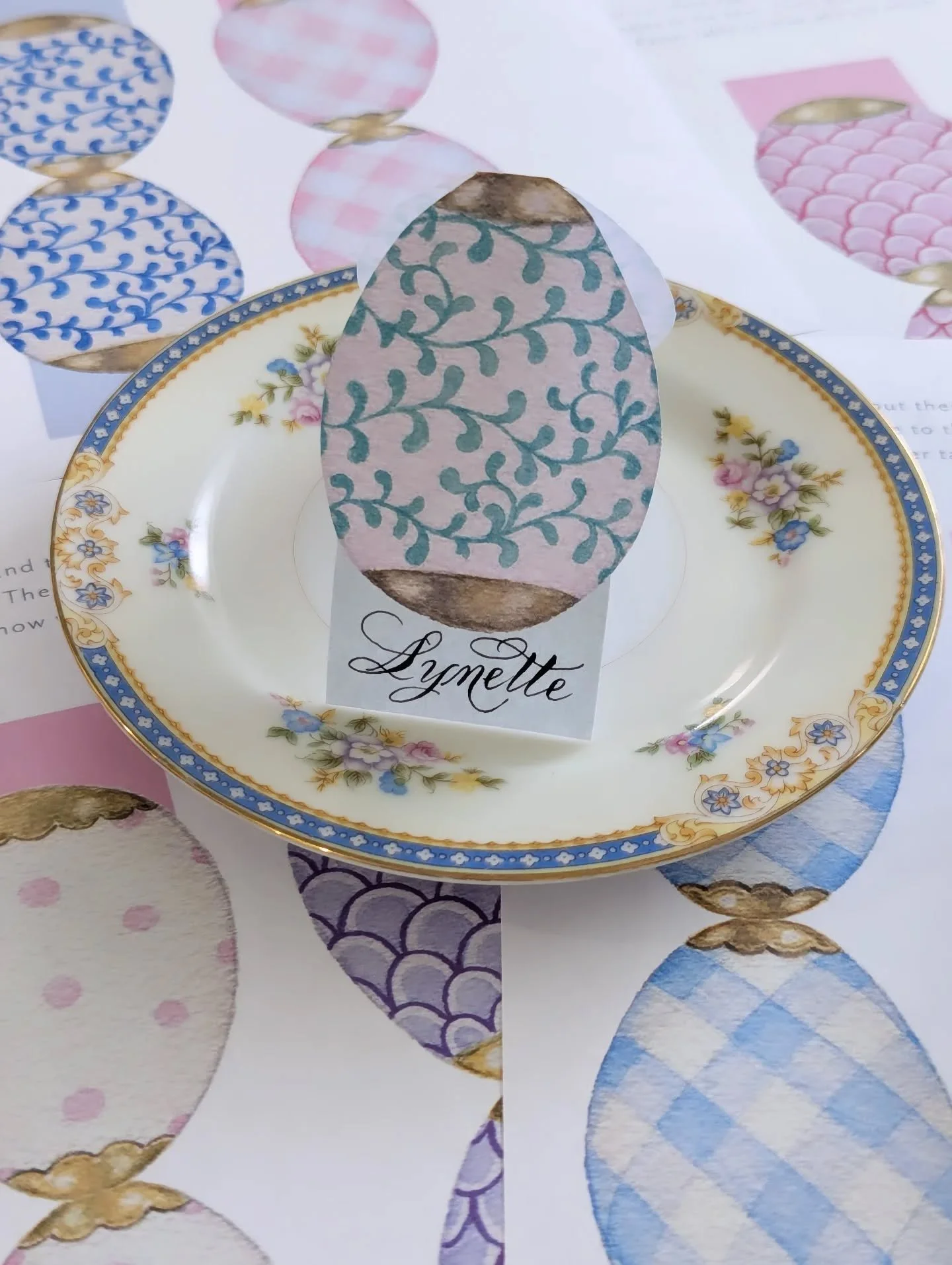 Table top for Easter! 🌿
Check my stories for these printable Easter egg place cards from Dogwood Hill! They're so cute and would be the perfect addition to your table! I used a brush pen marker for the name 👌🐰 
Beautiful art from @shanna.masters 
