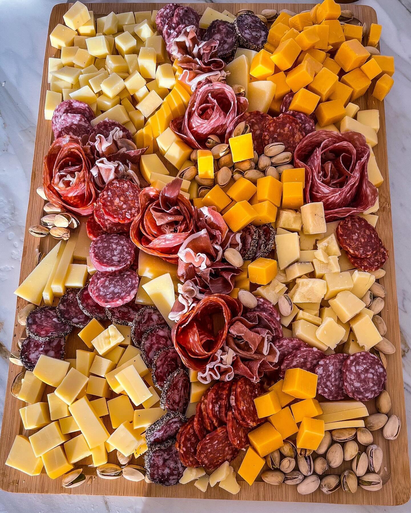 A moment of pure culinary bliss awaits with this impeccable charcuterie! Order yours today at beautyandthemeats.com