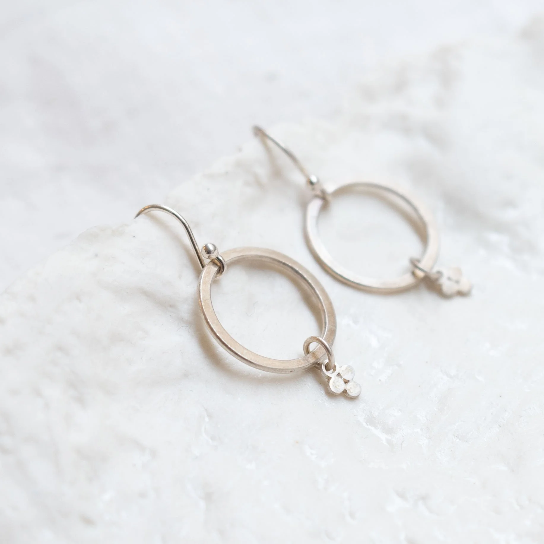 Sterling silver Dilma hook earrings by Amuleto