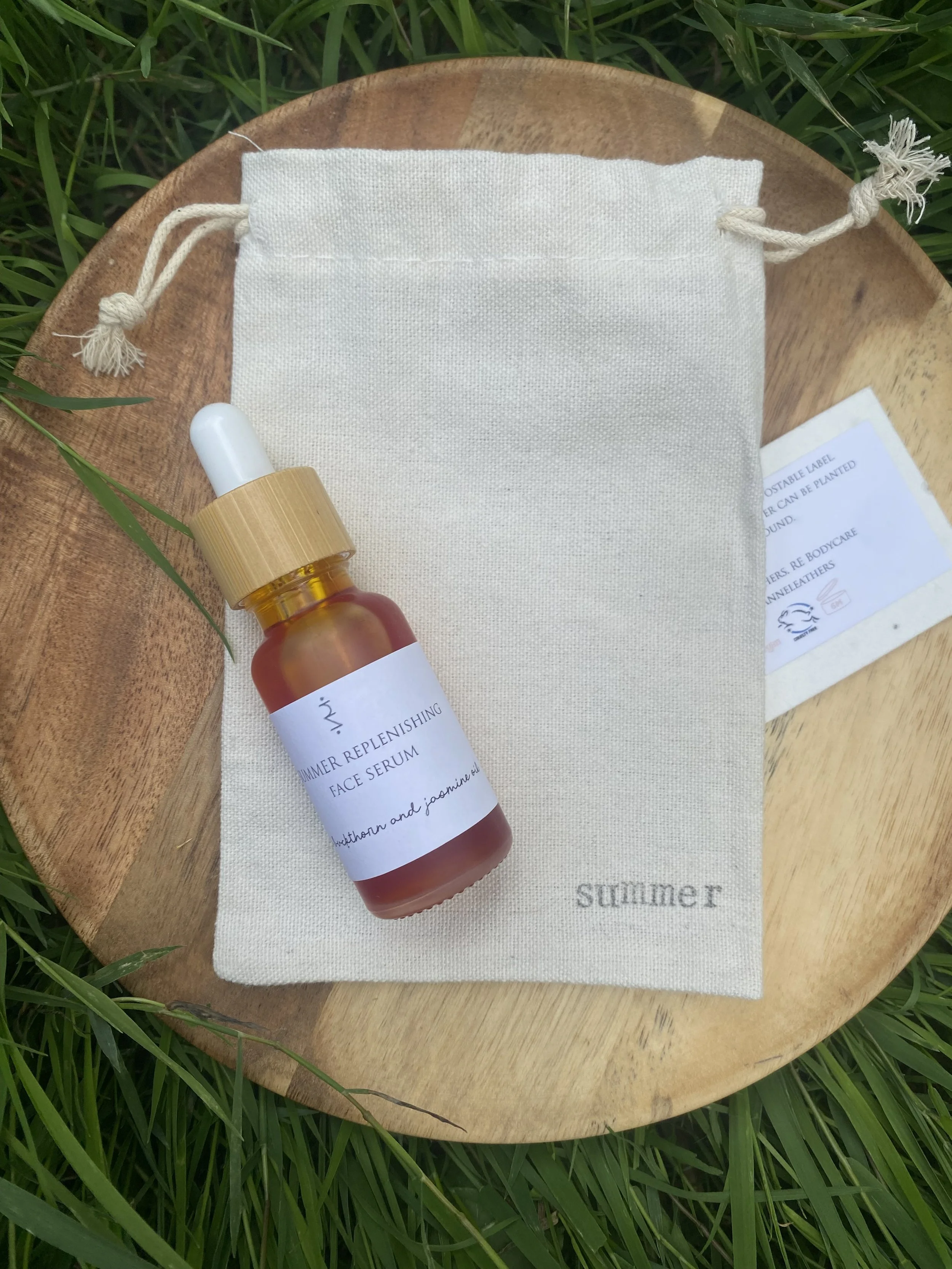 Summer replenishing face serum