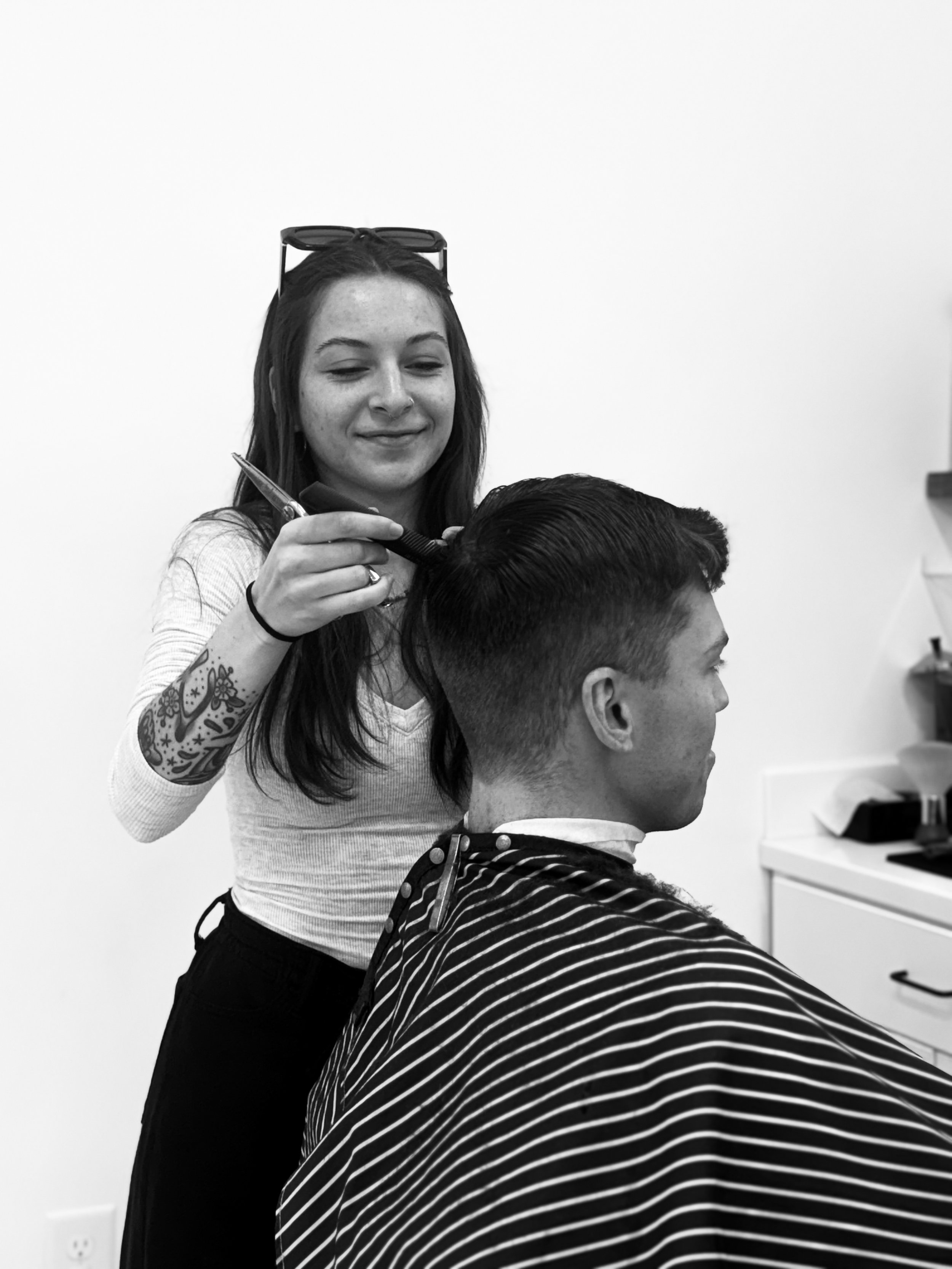 Delaynie, Circa Barbershop