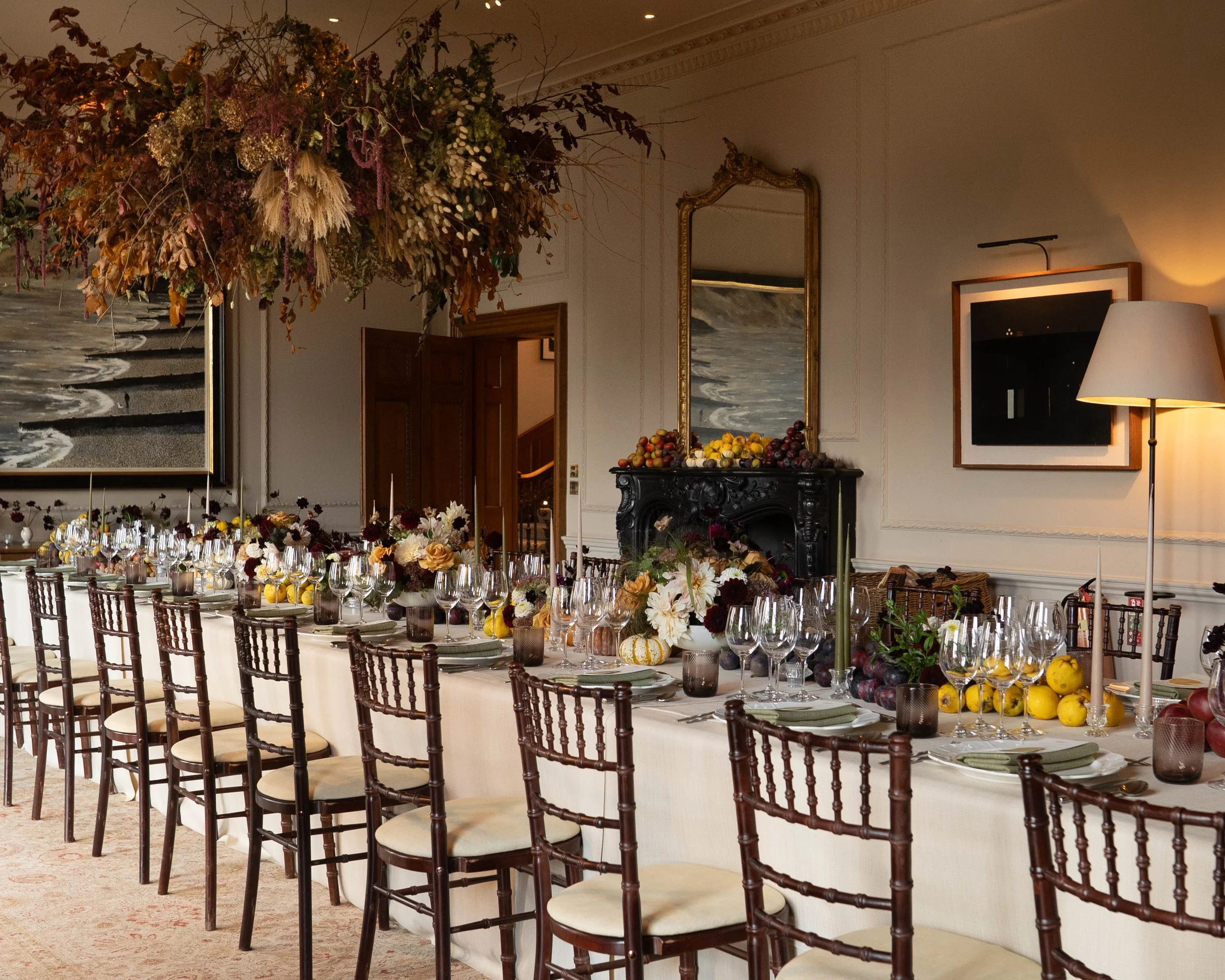 Autumnal fruit and flowers tablescape