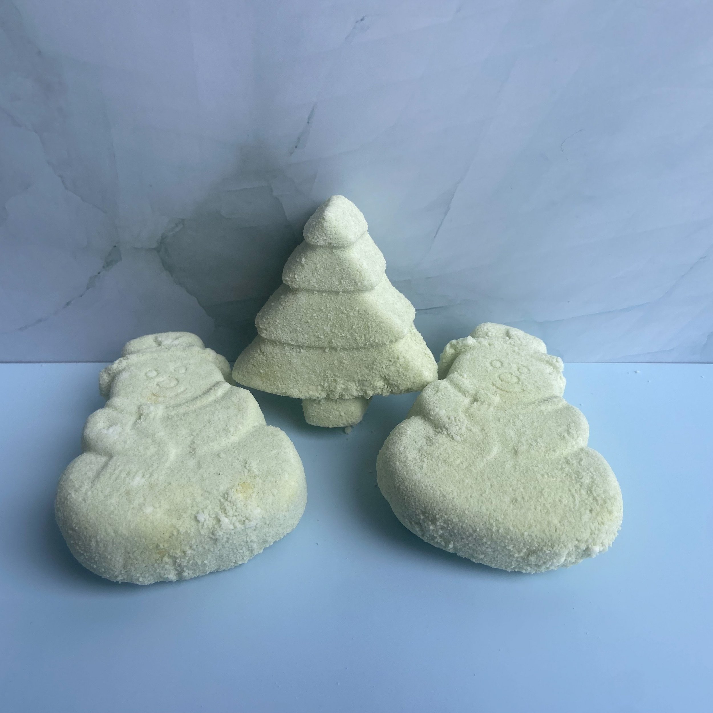 frosted berries bath bombs.jpg