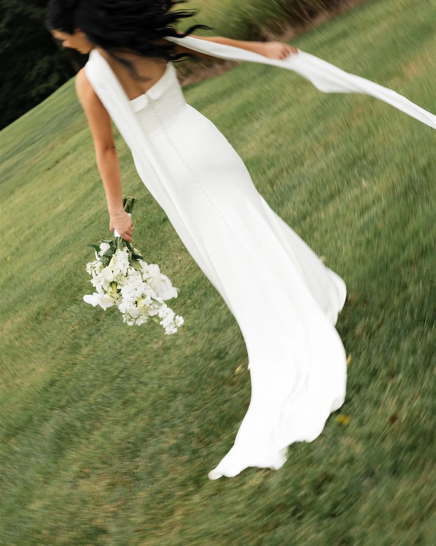POV: you just got married and your wedding photographer sent you your sneak peeks

Venue: @theivorybarn
Planner: @asignatureweddingday
Video: @sunshinesentimentsphoto
Content Creation: @aadigital
Dress: @lissimonbridal
Suit: @menswearhouse
Rings: @lp