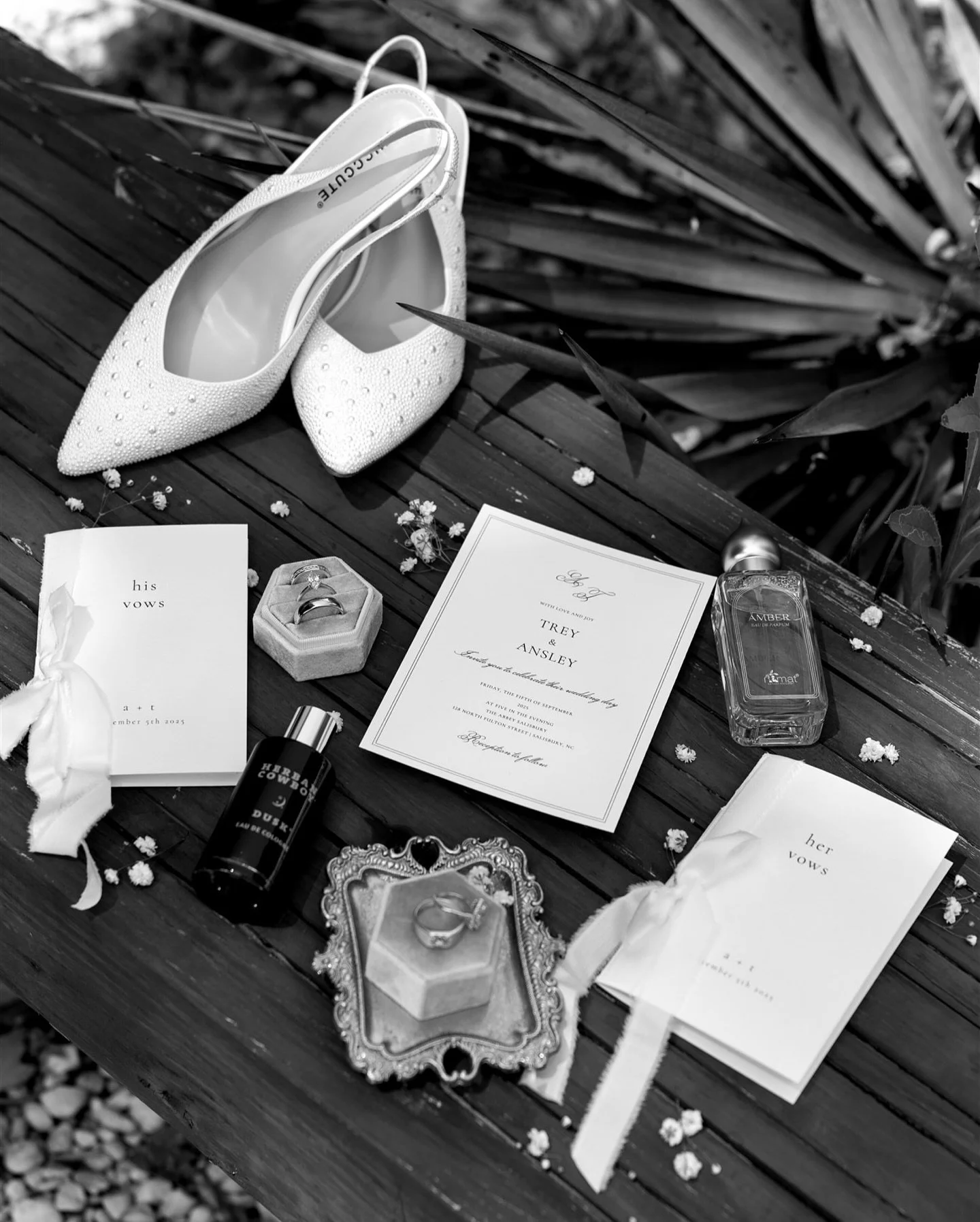 From our very first coffee date to the wedding day&mdash; Ansley + Trey have kept us smiling the whole way through! So grateful to call them friends and can&rsquo;t wait for all the milestones ahead. 🥂✨

Venue: @theabbey.salisbury
Planner: @thelodge