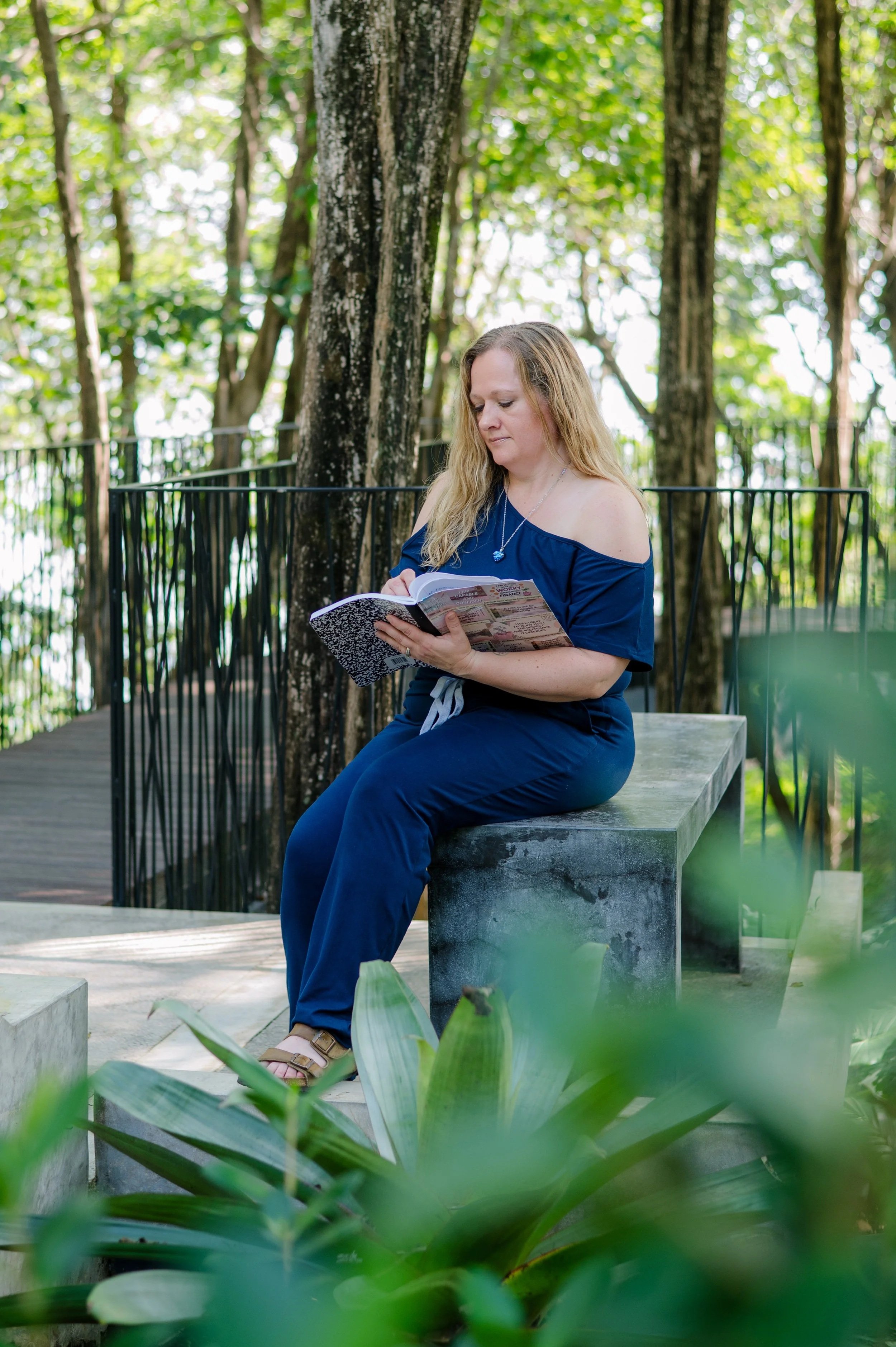 Christina Medina, Transformational Life Coach journaling