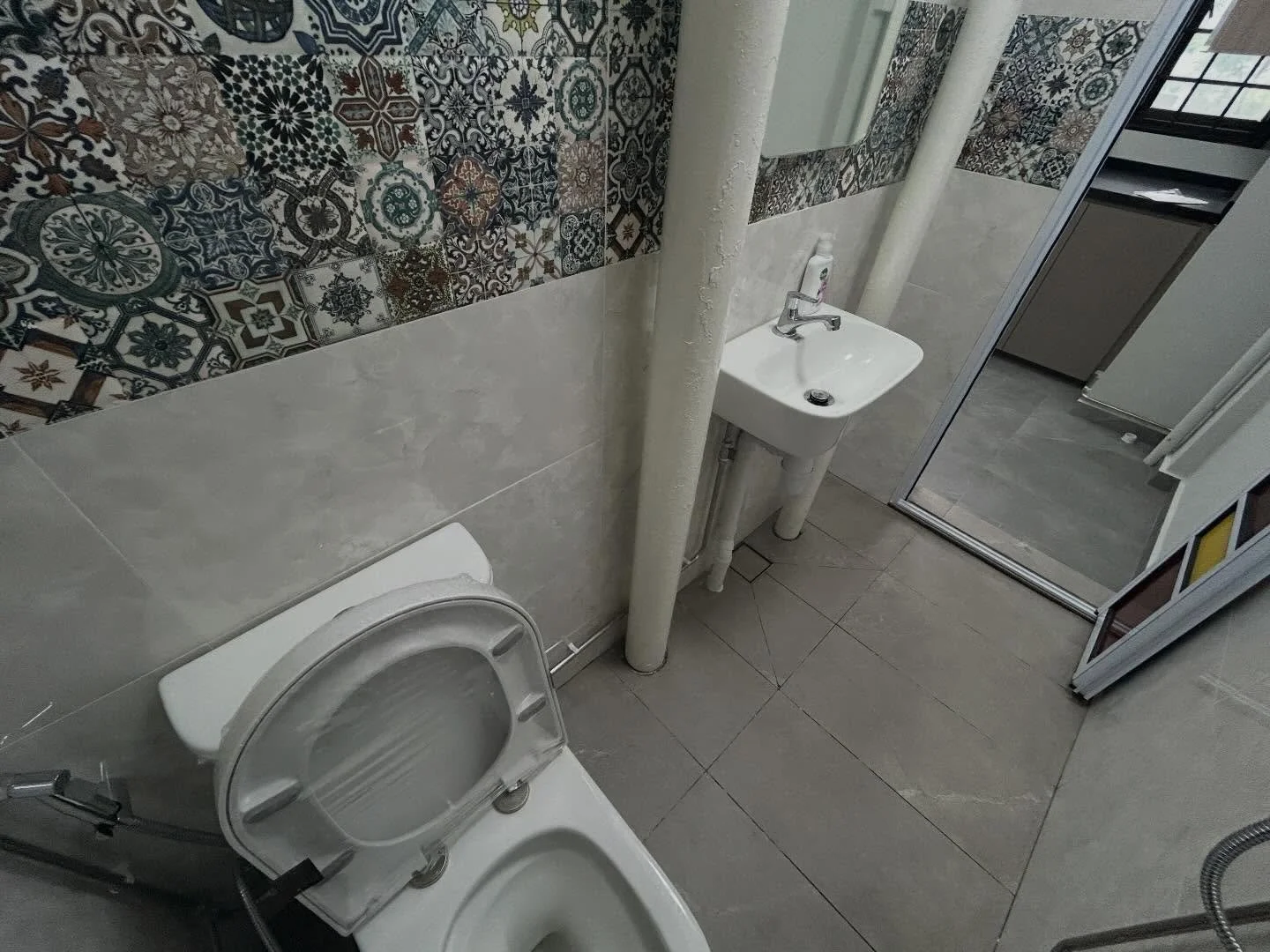 ✨ Kitchen &amp; Bathroom Renovation Package ✨
Transform your 3-Room HDB into a dream home 🏡 &mdash; all for just $17,999! And Kitchen cabinets from $3,888!

✔ Full house renovation included
✔ Quality workmanship
✔ Hassle-free process

👉 Learn more: