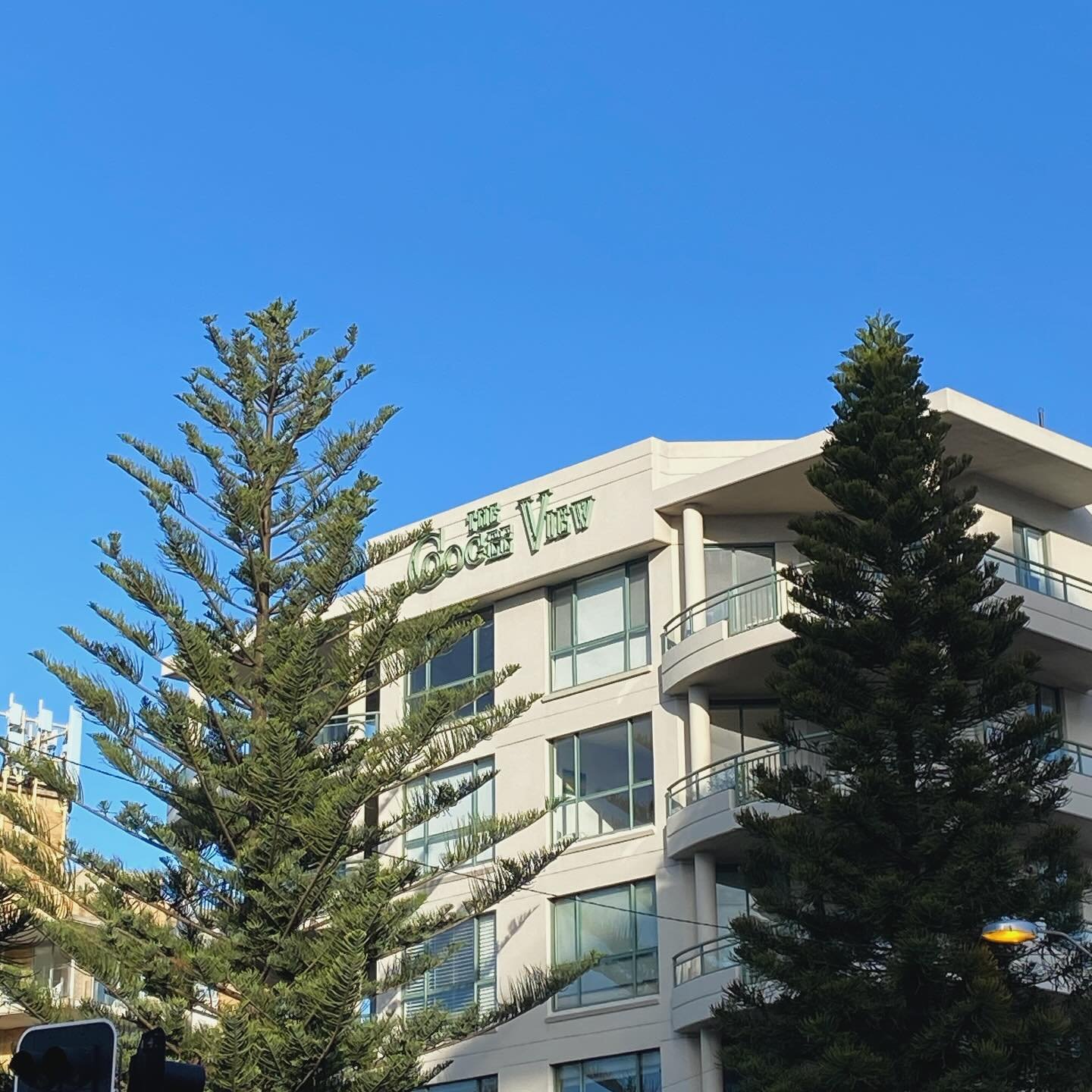 Stuck on ideas on where to go for breakfast, lunch or dinner while staying at The Coogee View or even visiting Coogee. 
Here are some of our suggestions. 
Have any more ? Leave them in the comments below 

#coogee #coogeebeach #holiday #sydney #beach