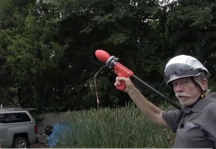 Personnel testing line launcher in field