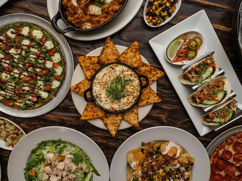 Join us for a delicious feast featuring a variety of comfort dishes perfect for sharing. 🍽️ #PlacervillePublicHouse #PlacervilleEats #PubDining #ComfortFood #GatherRound #BeerBar