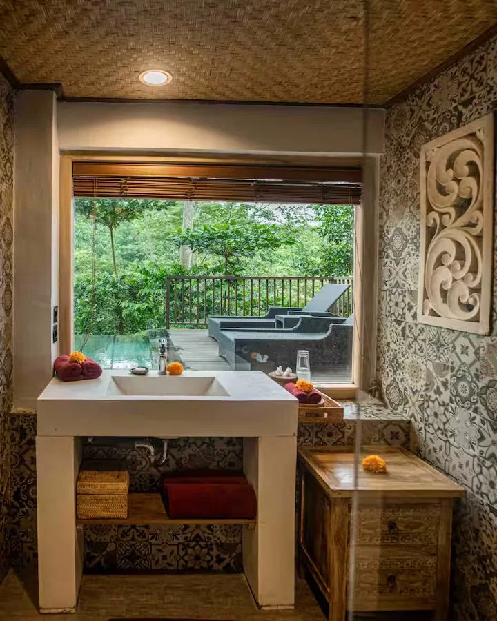 frangiapani suite bath.jpeg