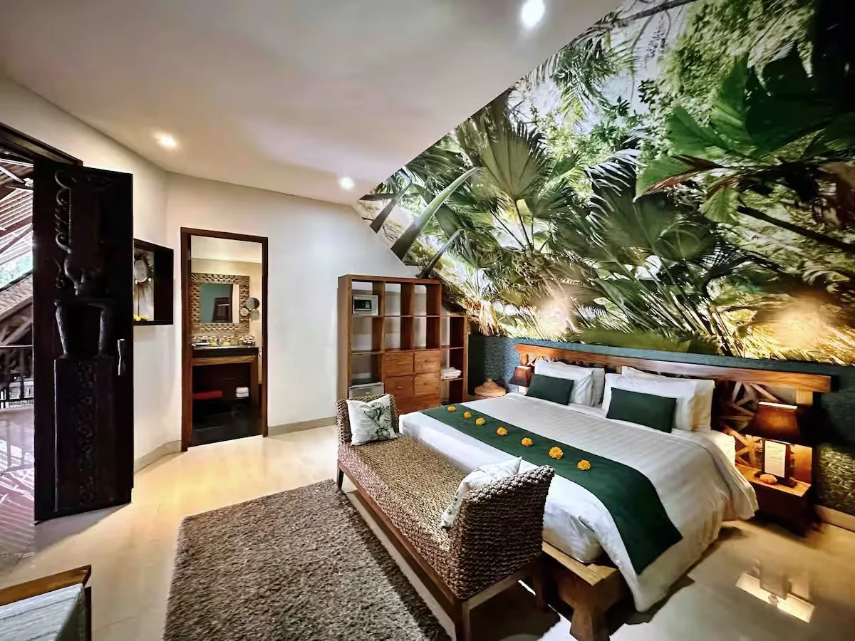 Jungle Canopy Suite