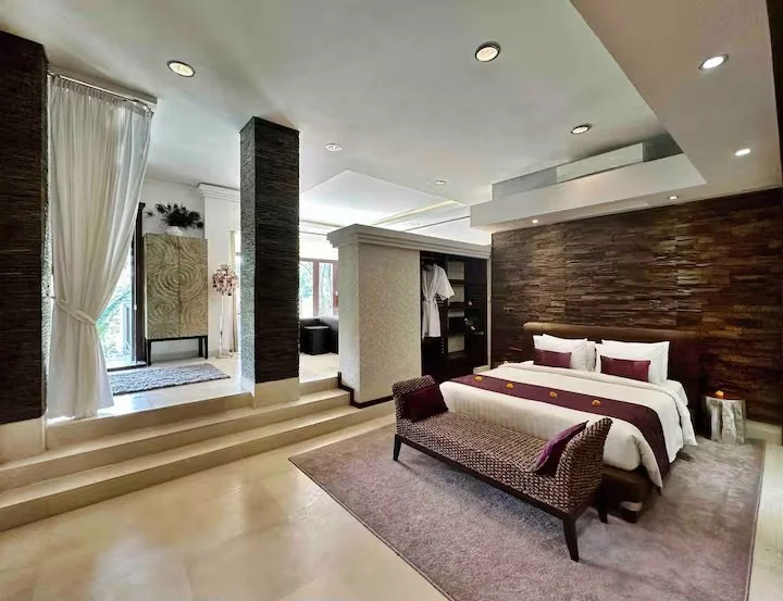 Valley View Second Bed.jpeg