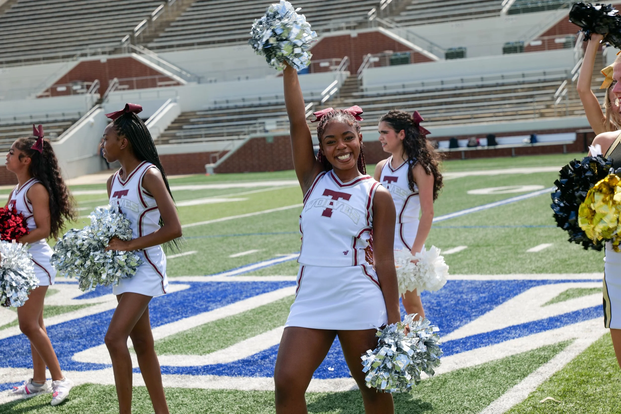 Cheerleaders-012.jpg