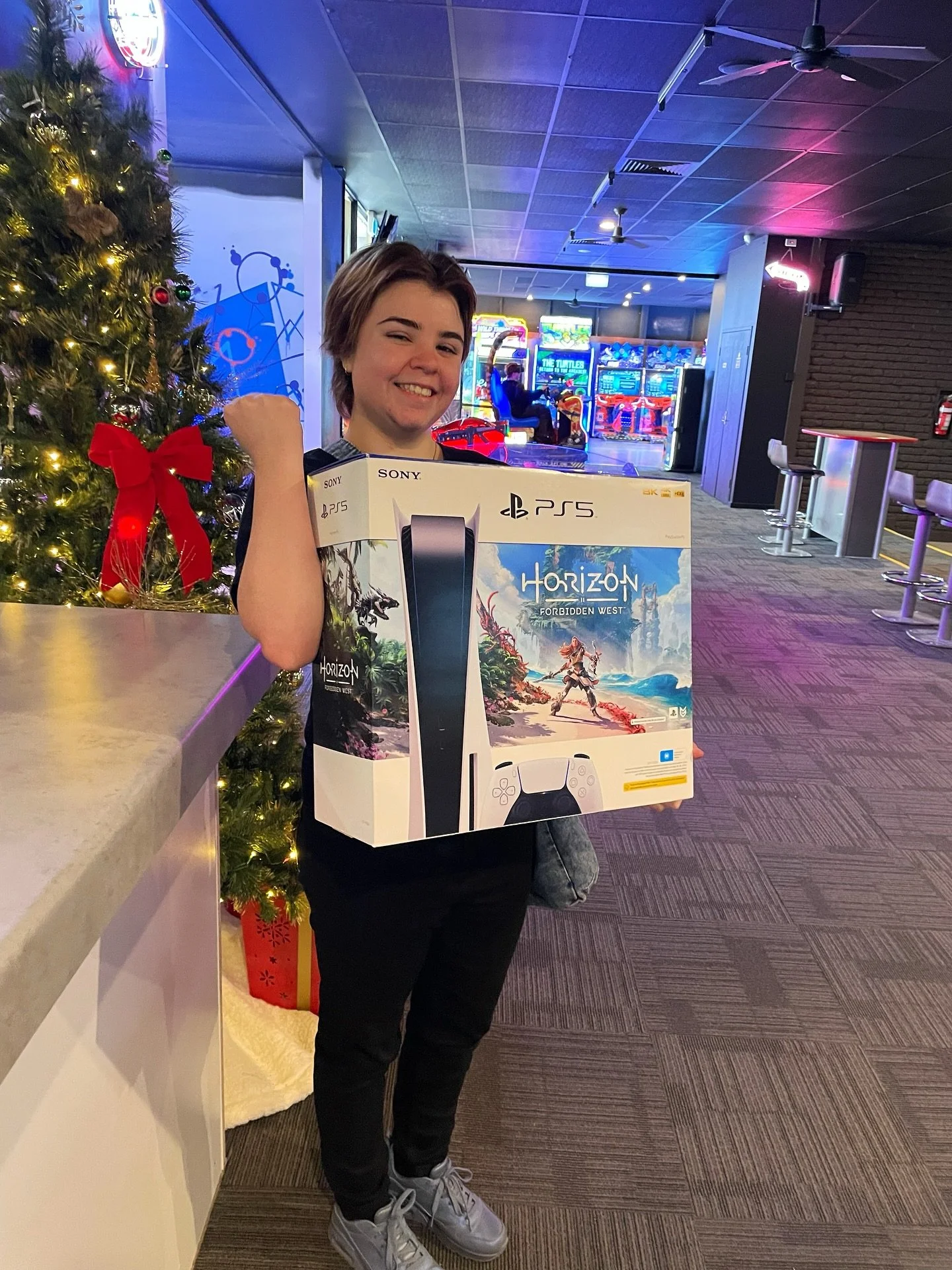HUGE WIN TODAY! Congratulations to our lucky PS5 winner Catherine! Stay tuned to see our next big prize you can win 👀 
We have also had some new games go into our arcade. Why not swing by and check it out 👾🎹

#bowling #bendigo #arcade #win #fun #e