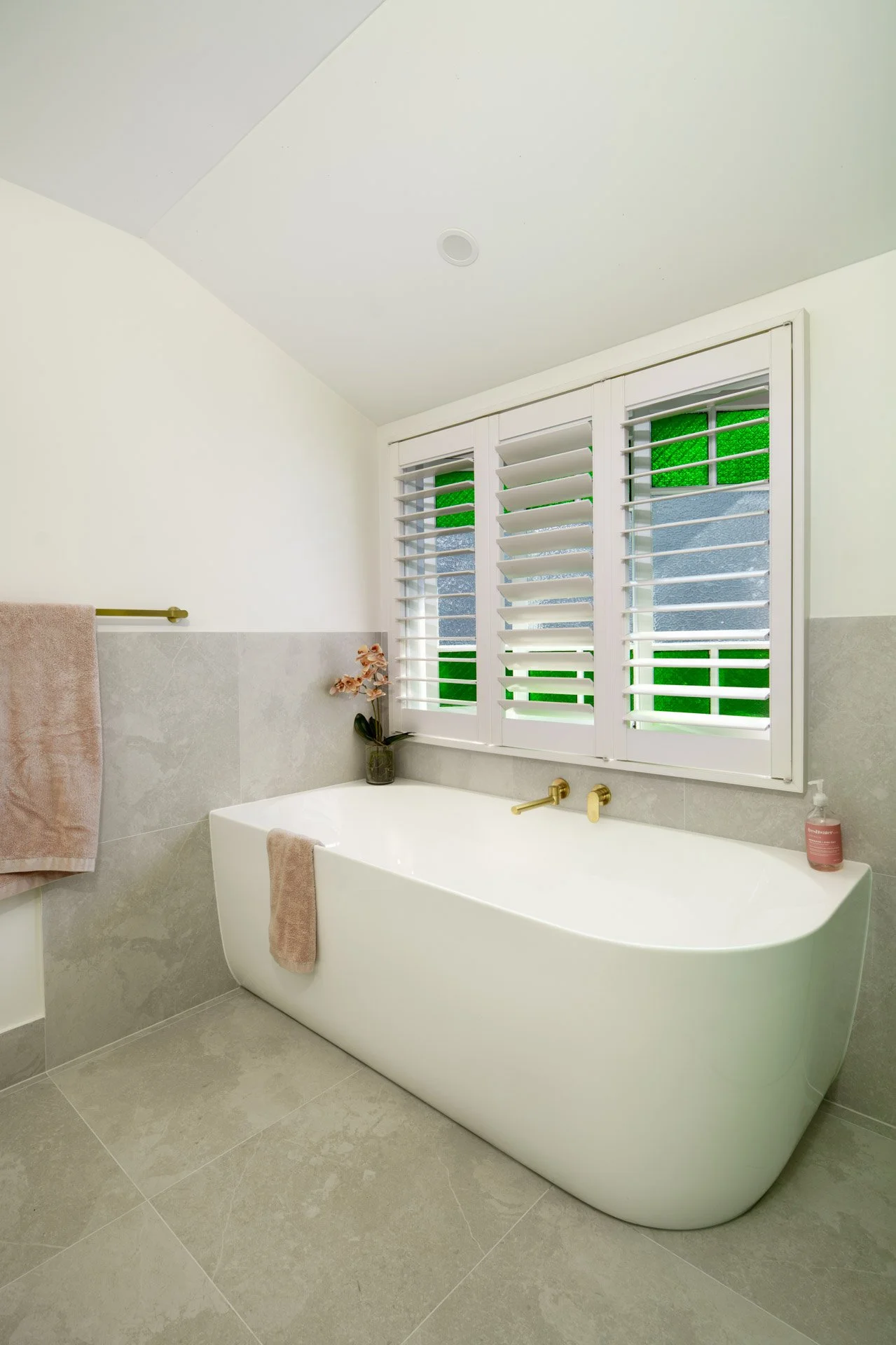 Baker Residence Bathrooms Low Res-15.jpg