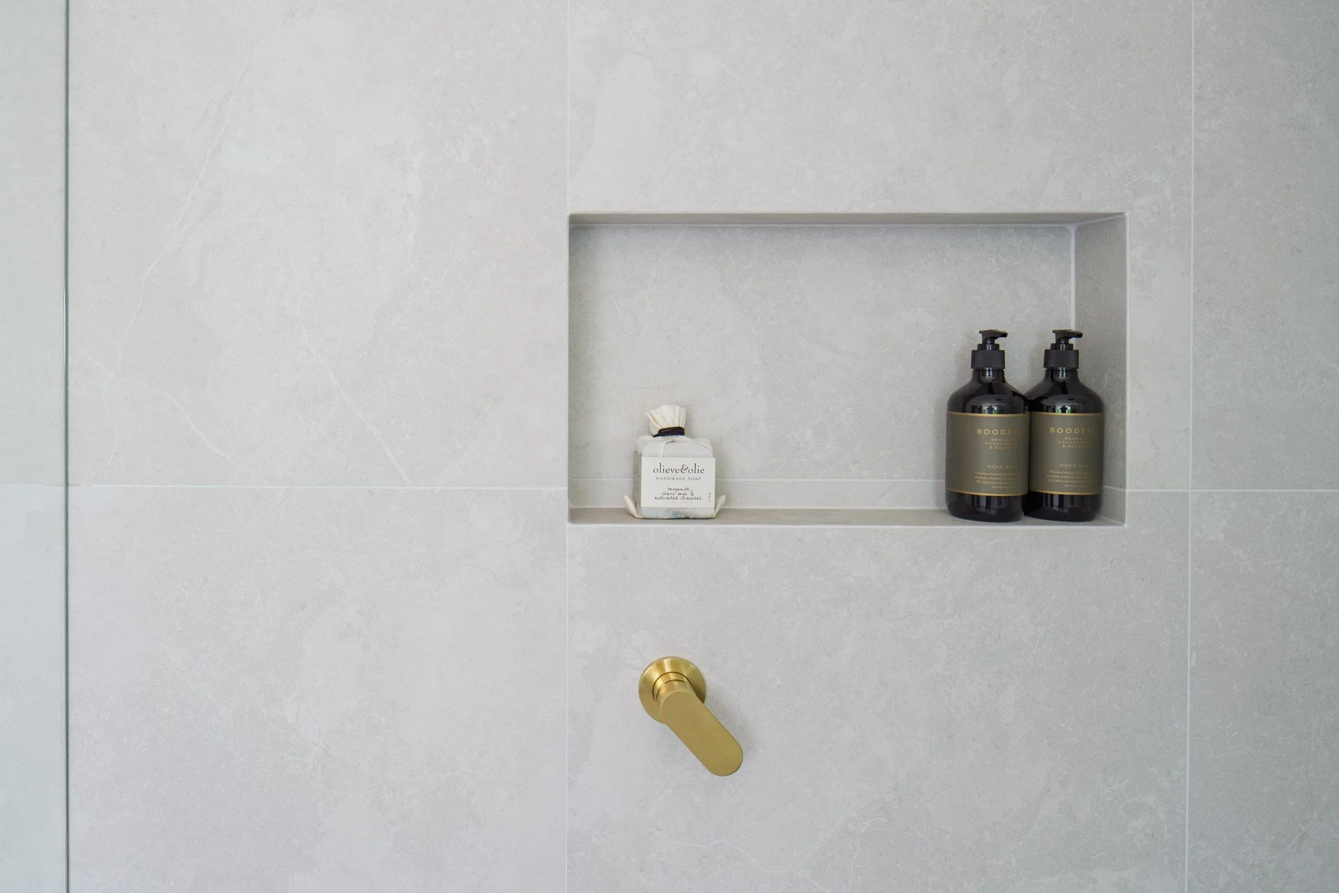 Baker Residence Bathrooms Low Res-10.jpg