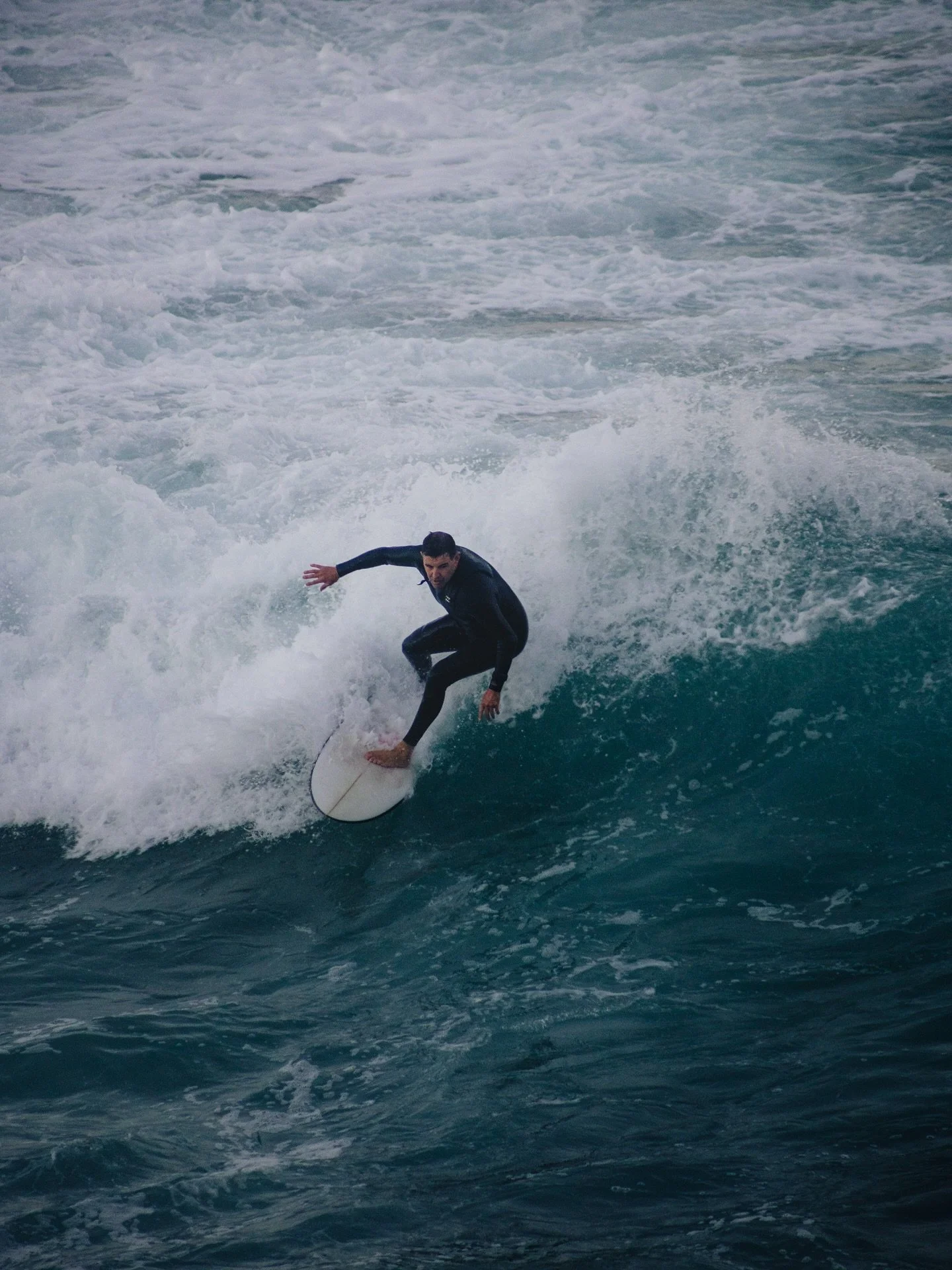 The after affects of a cyclone knocking up some big swell at Bronte 🌊🏄🏼

Some of the images shot on the 2005 EF 70-300mm F4-5.6 - one of my favourite lenses for getting up close. 

#surfing #bronte #photography