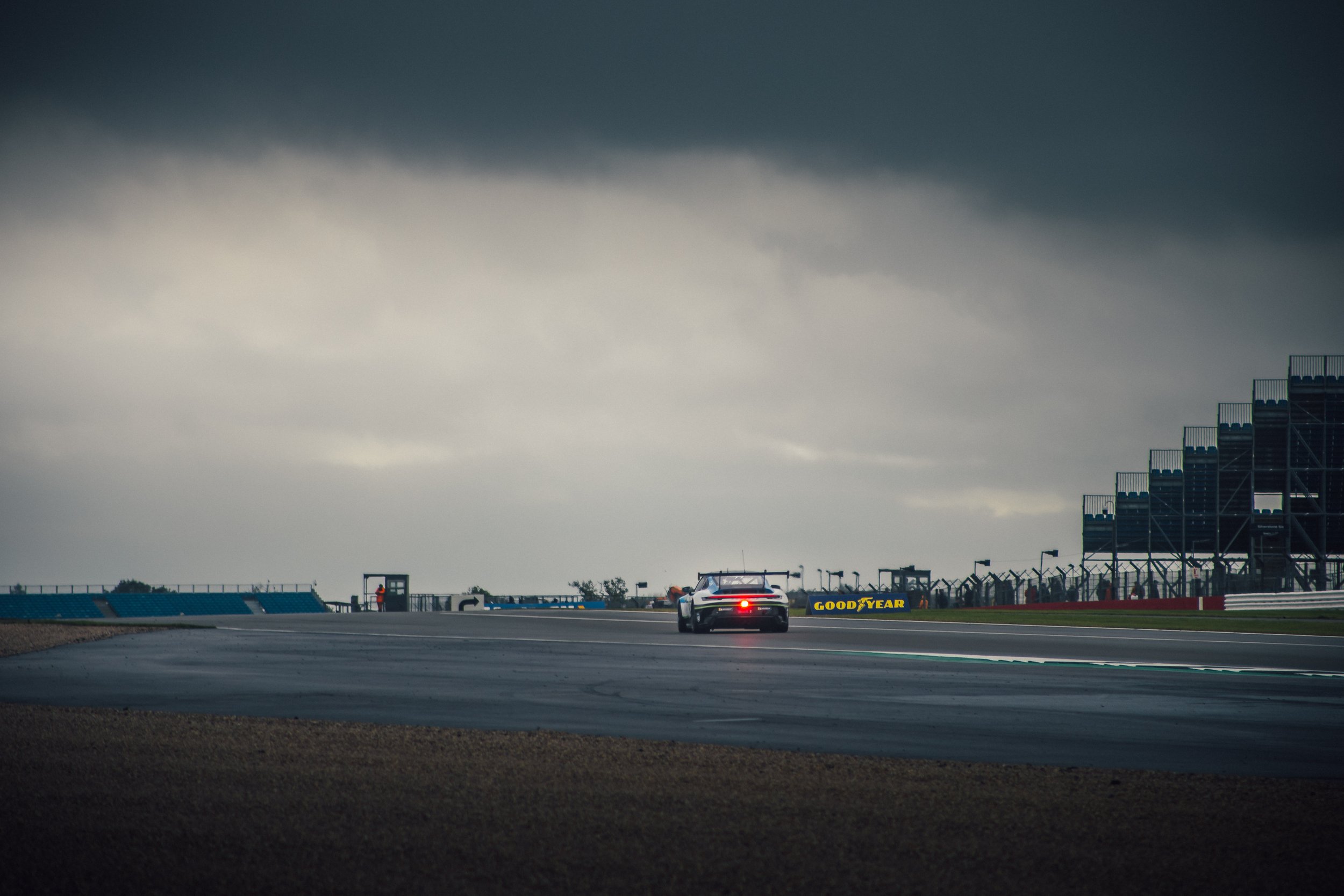 SILVERSTONE-9.jpg