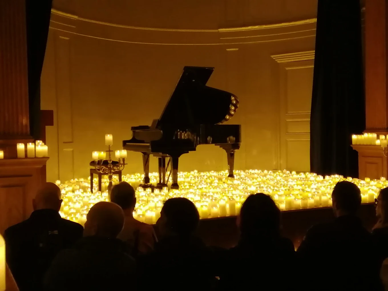 Solo Recital for Candlelight