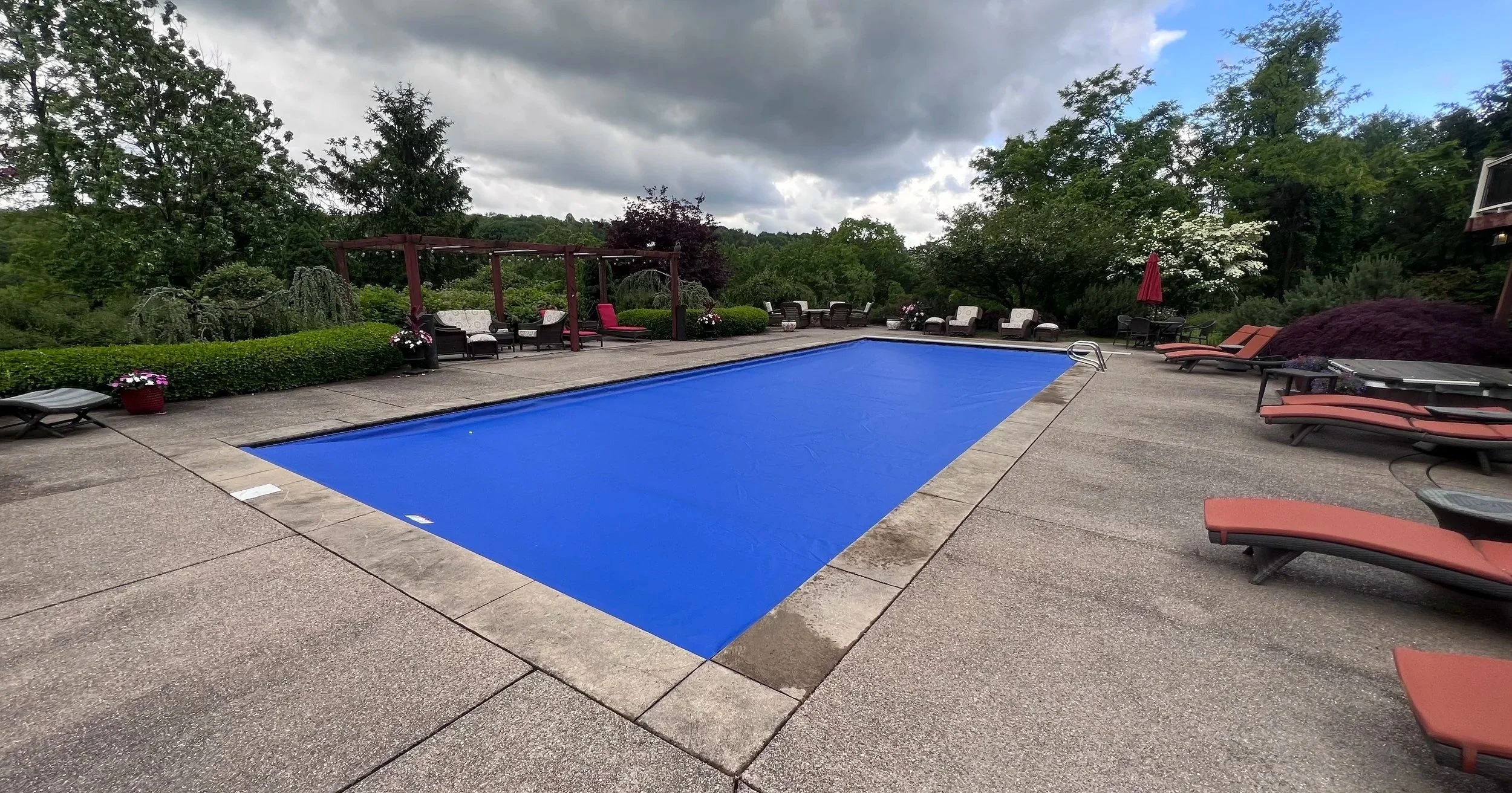 Do I Require a Perimeter Fence with an Automatic Pool Cover?