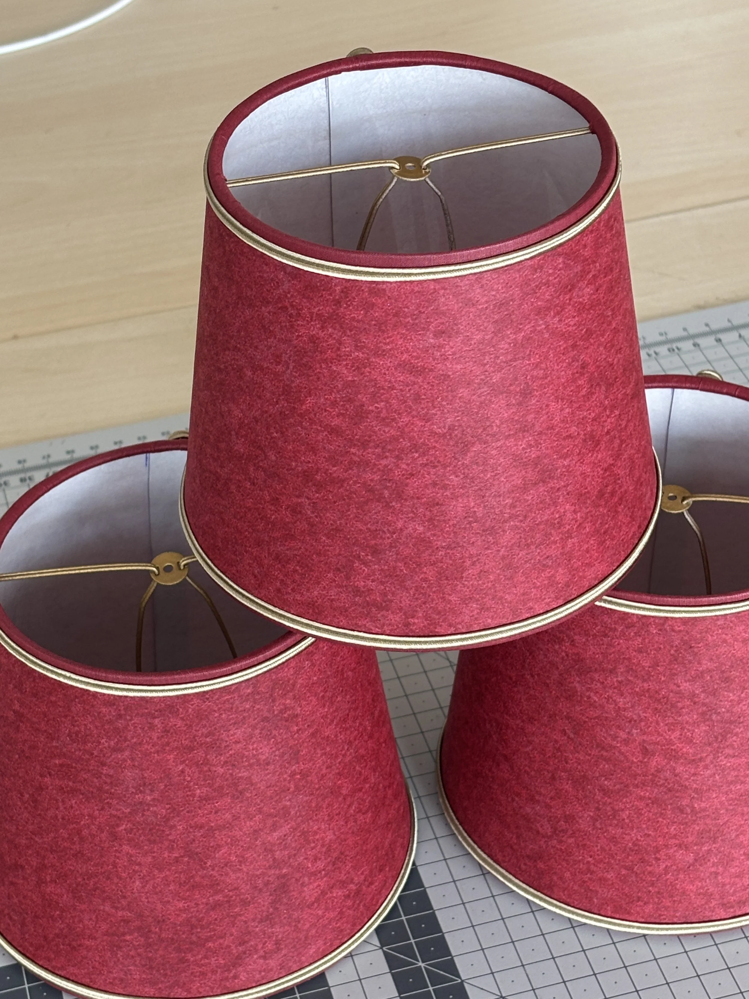 Abat-jour pour applique en papier peint, système flamme
