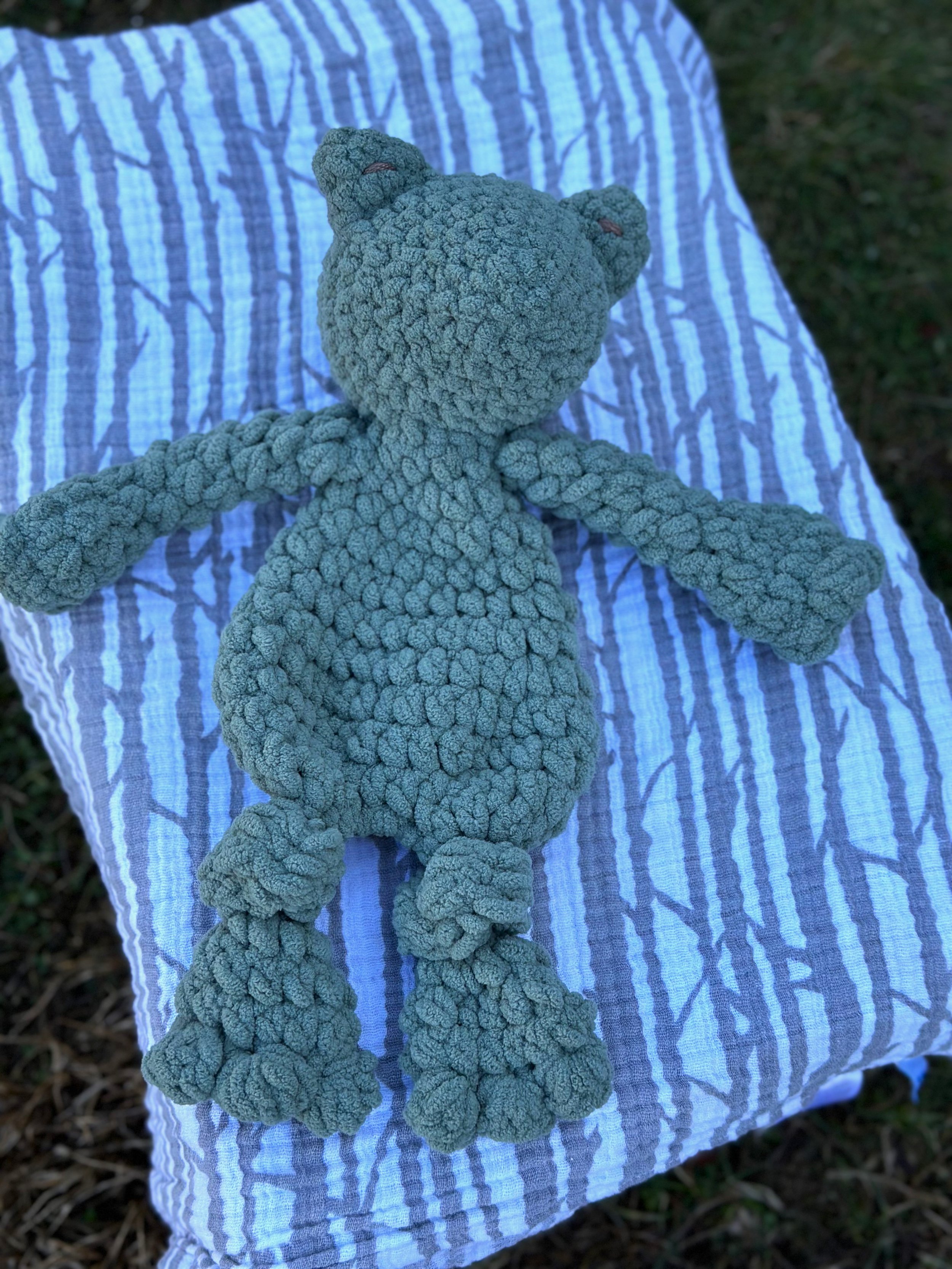 frogsnuggler.jpg