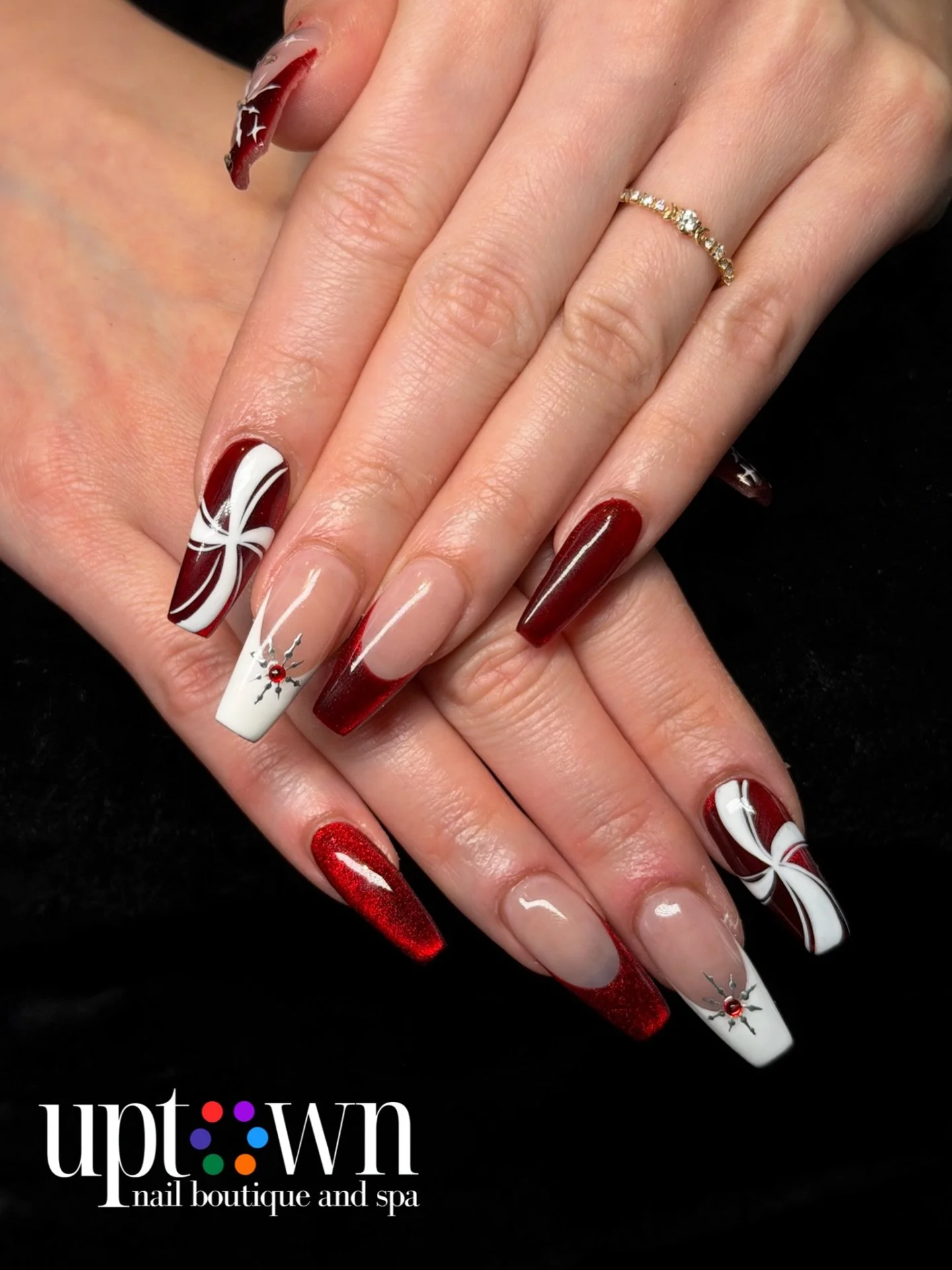 Ooooo!!!! 

Are you going Christmas inspired with your 💅 this season?

DM or 📞 403-475-0888
we&rsquo;ll get you looked after!

___________________________________

Visit our beautiful Mission boutique and unwind in comfort as you enjoy our complete