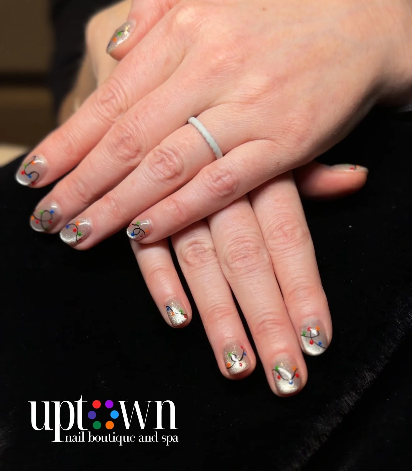 Come get your 🎄 💅 done!

DM or 📞 403-475-0888
we&rsquo;ll get you looked after!

___________________________________

Visit our beautiful Mission boutique and unwind in comfort as you enjoy our complete menu of elevated nail services 💐
Whether yo