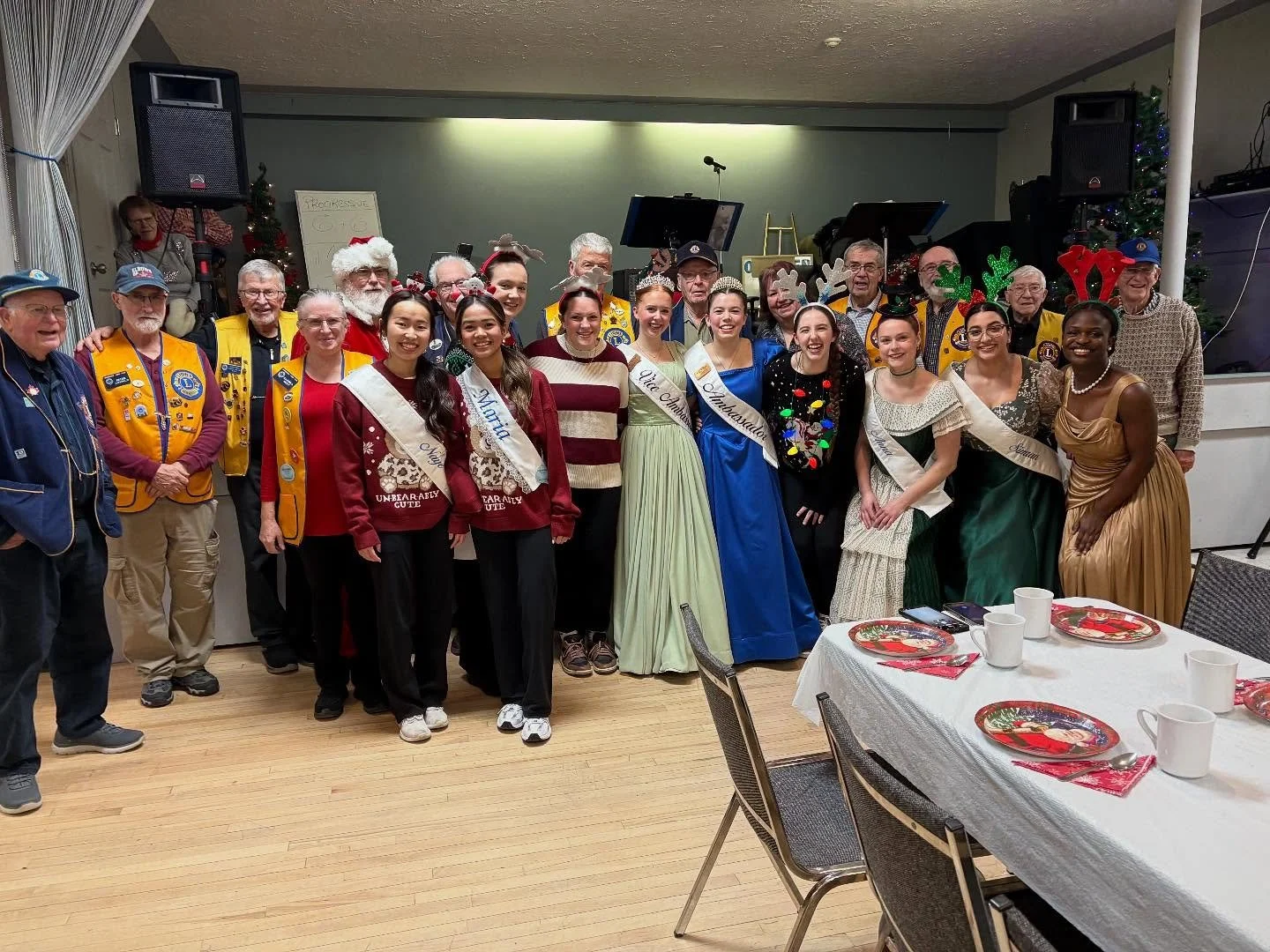 What an awesome night celebrating the Cranbrook Lions Seniors Light Up at the Eagles Hall. Ambassador Kara, Vice Ambassador Avaiah, along with several of our 2025, 2024 and 2026 team members had such a great time singing carols and serving treats as 